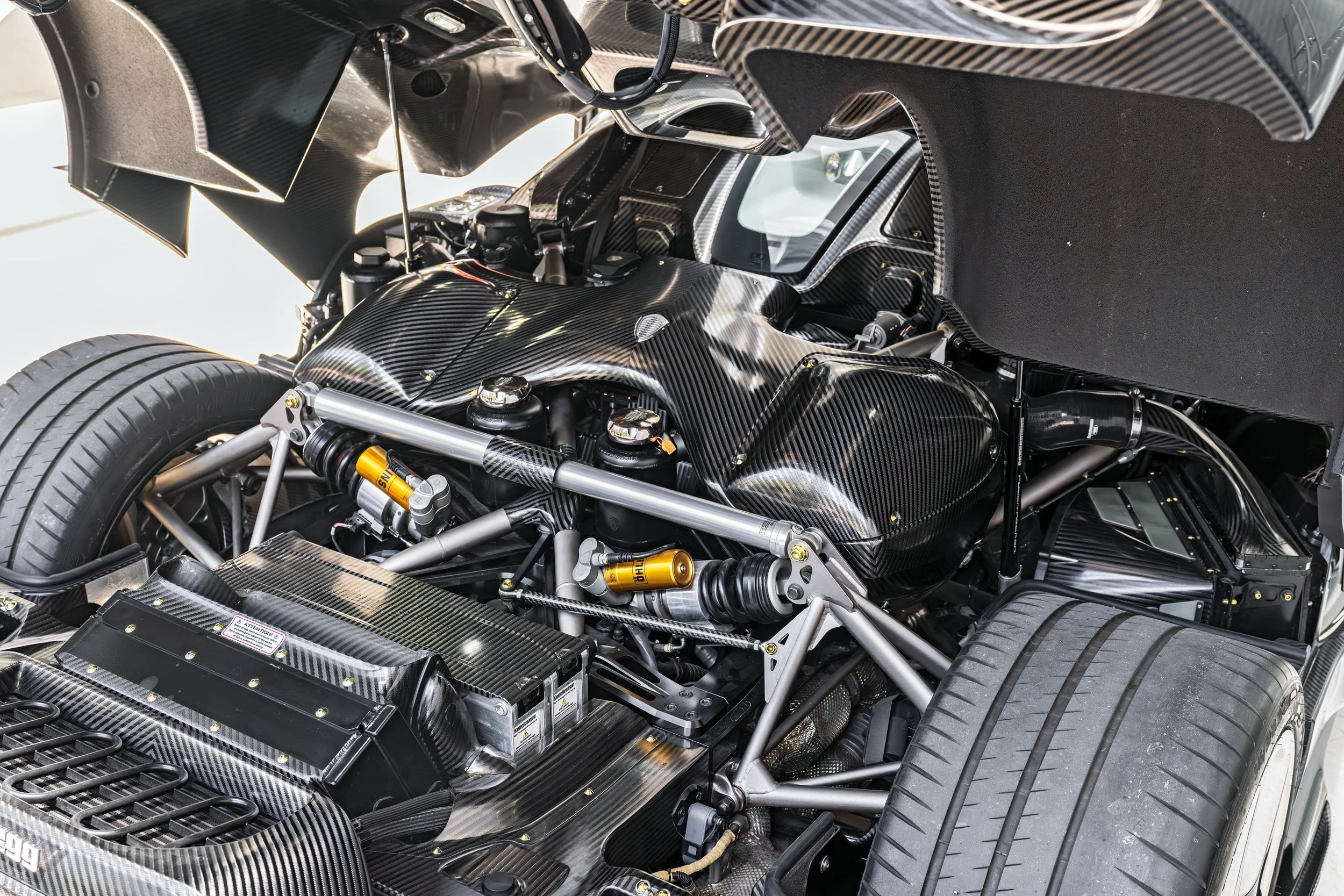 2020-Koenigsegg-Regera_1466419.jpg