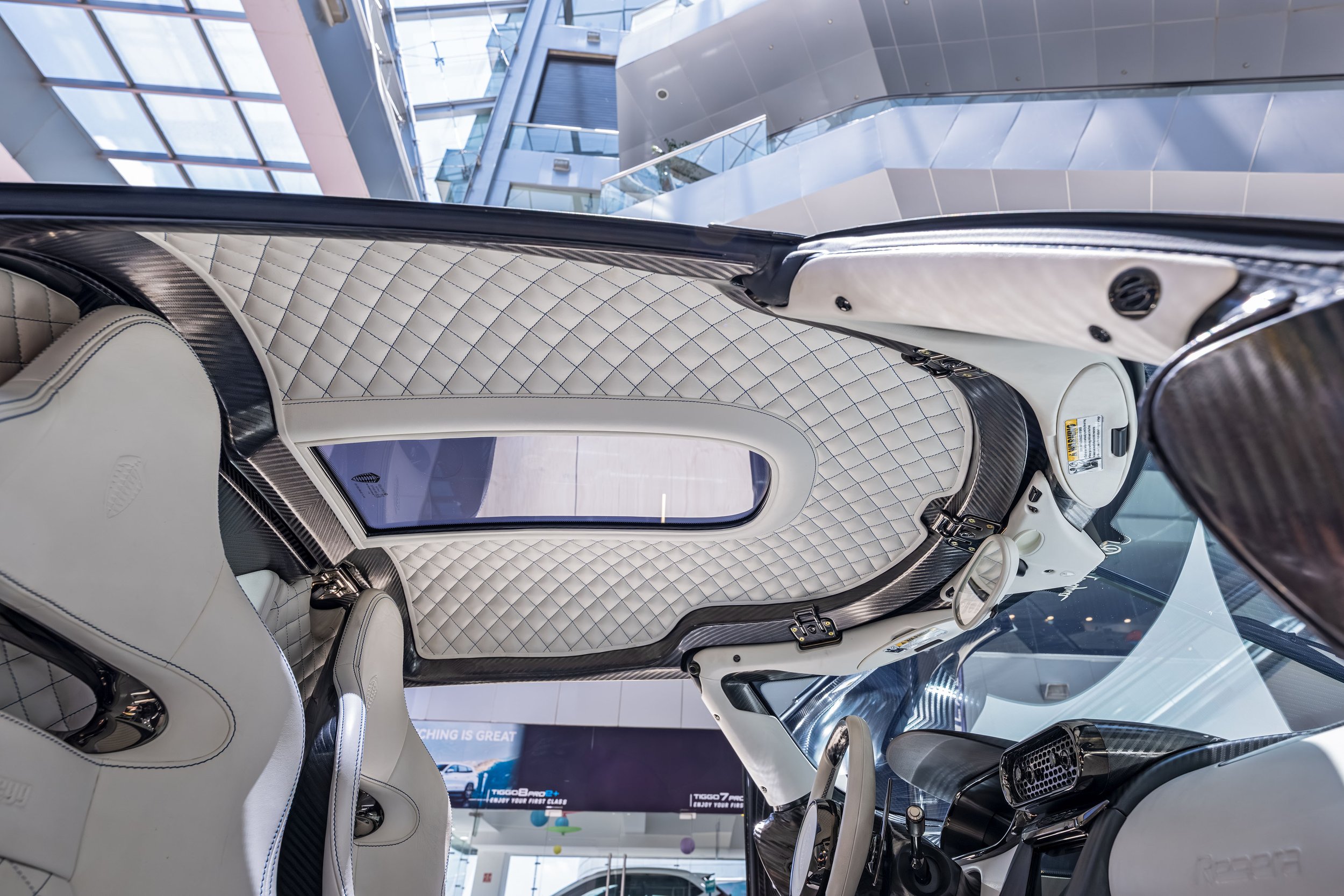 2020-Koenigsegg-Regera_1466456.jpg