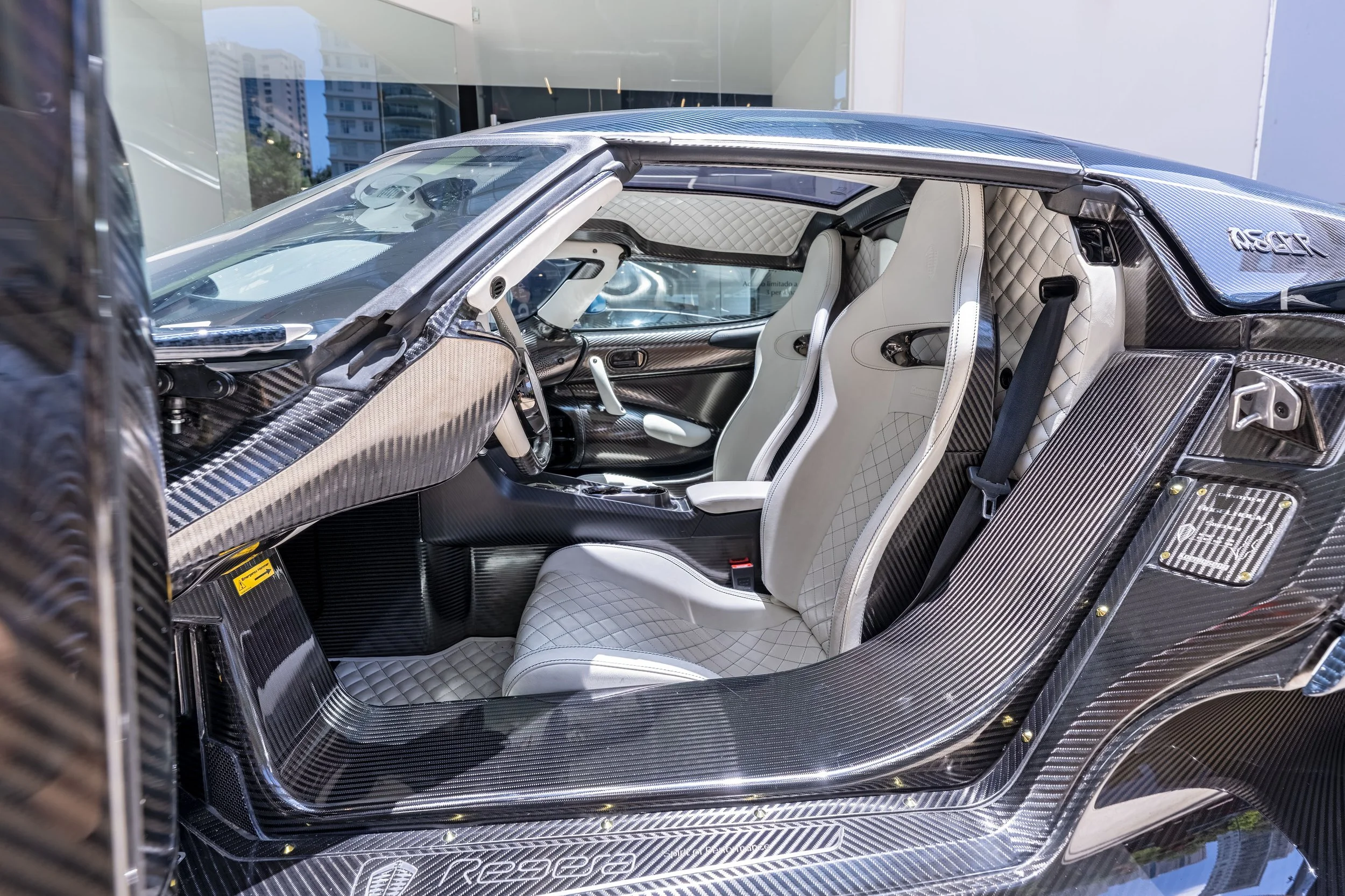 2020-Koenigsegg-Regera_1466457.jpg