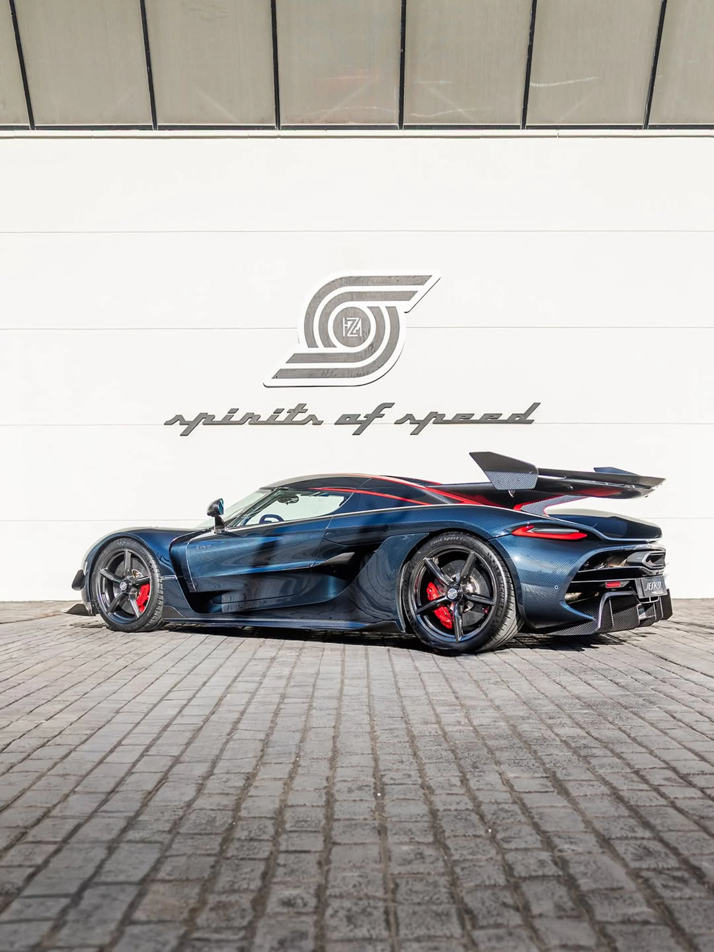 Blue Carbon Spirits of Speed-6 upsc.jpg