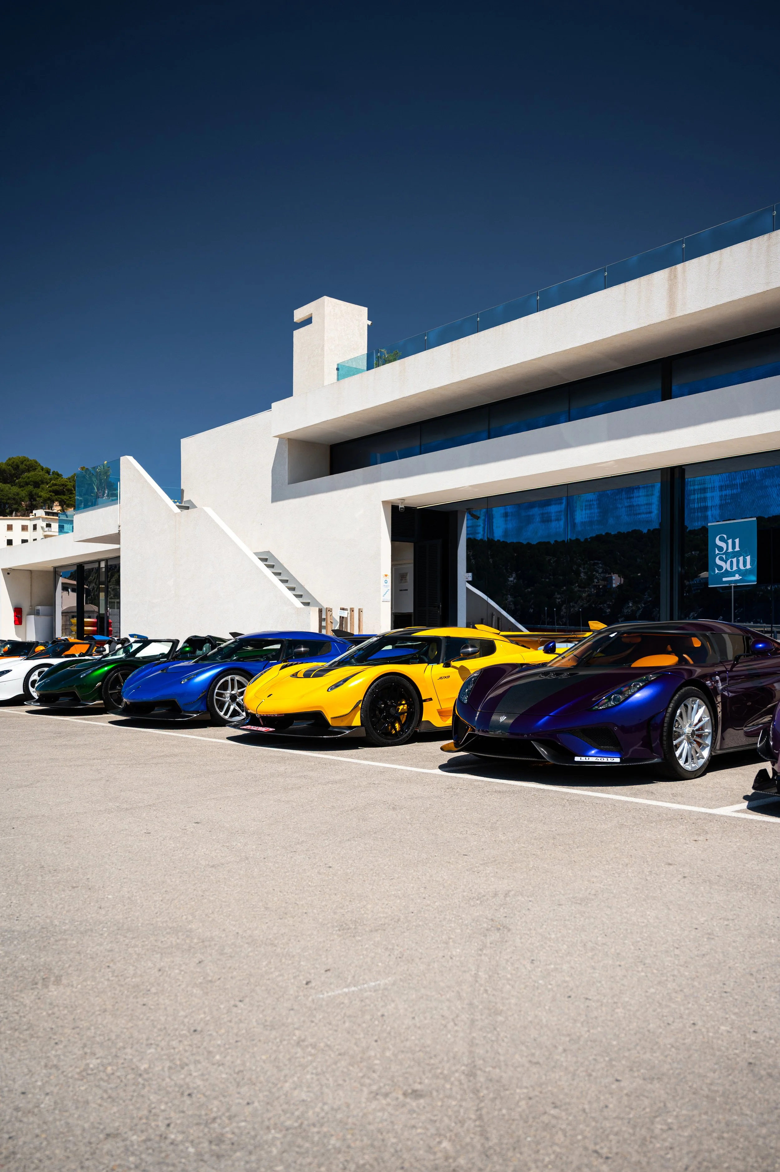 Koenigsegg 3-4 AV D Port.jpg