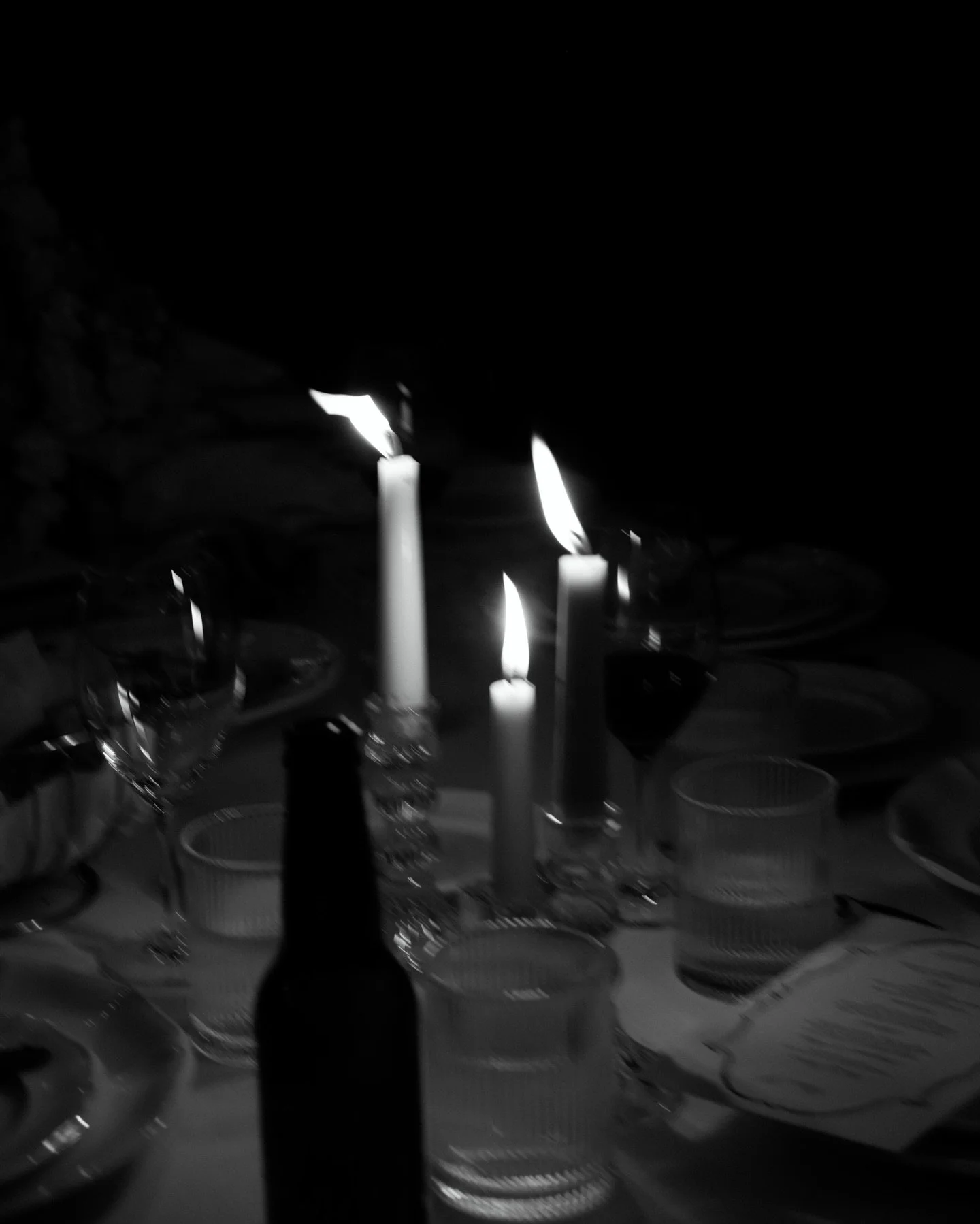 After dark with E &amp; S 🍸

alongside:
@redleafwollombi 
@houseoflucielove 
@joyridefilms 
@aniellabatten_content 
@ffoliar
@silentshoutent @pipbest_inlightceremonies @effie.events
@beautybygeorgiahull @beautyforbridestobe
@steven_khalil @pjohnsont