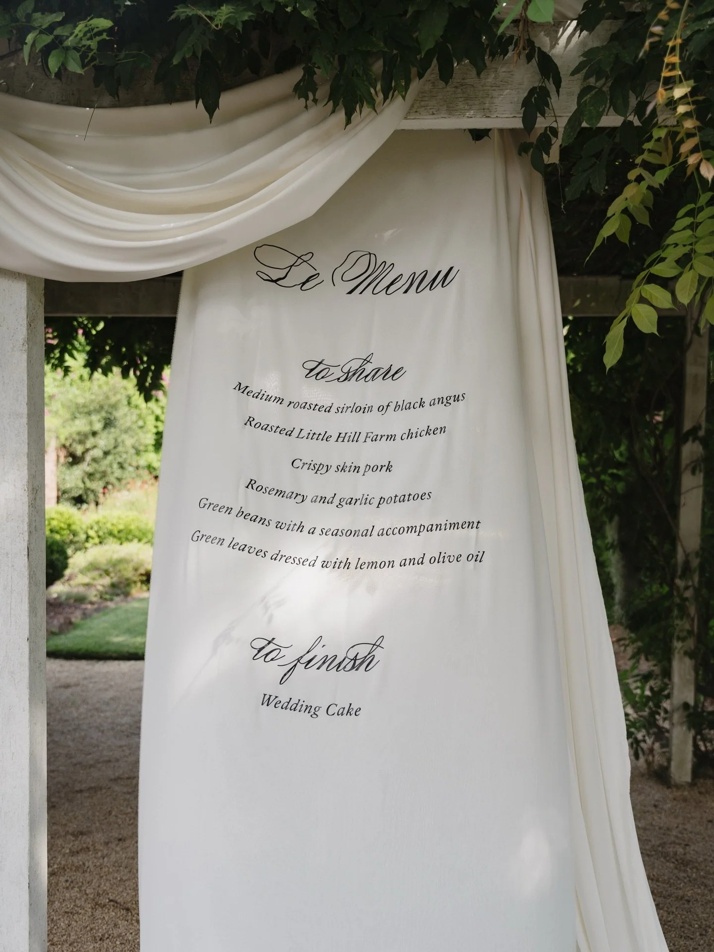 One whole year since this moment 💌

Your first impression, your tone setter, your shared menu. 

A moment worth saving for your celebration.