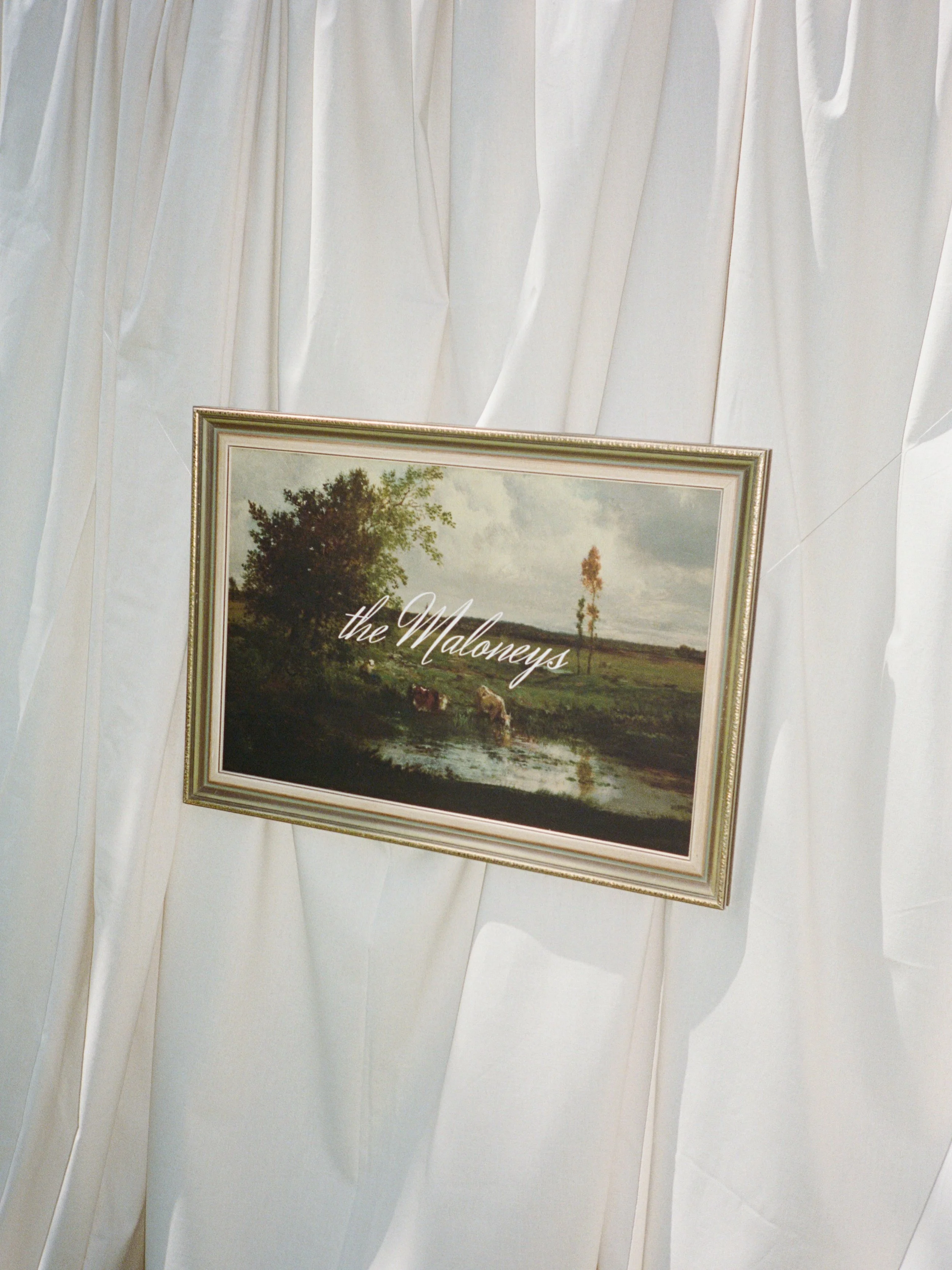 WELCOME

Created alongside @designstoadore
On film @houseoflucielove at @mayfield.vineyard 

Sydney wedding planner | Hunter valley wedding planning | Sydney wedding styling | wedding stationery | wedding draping | welcome sign