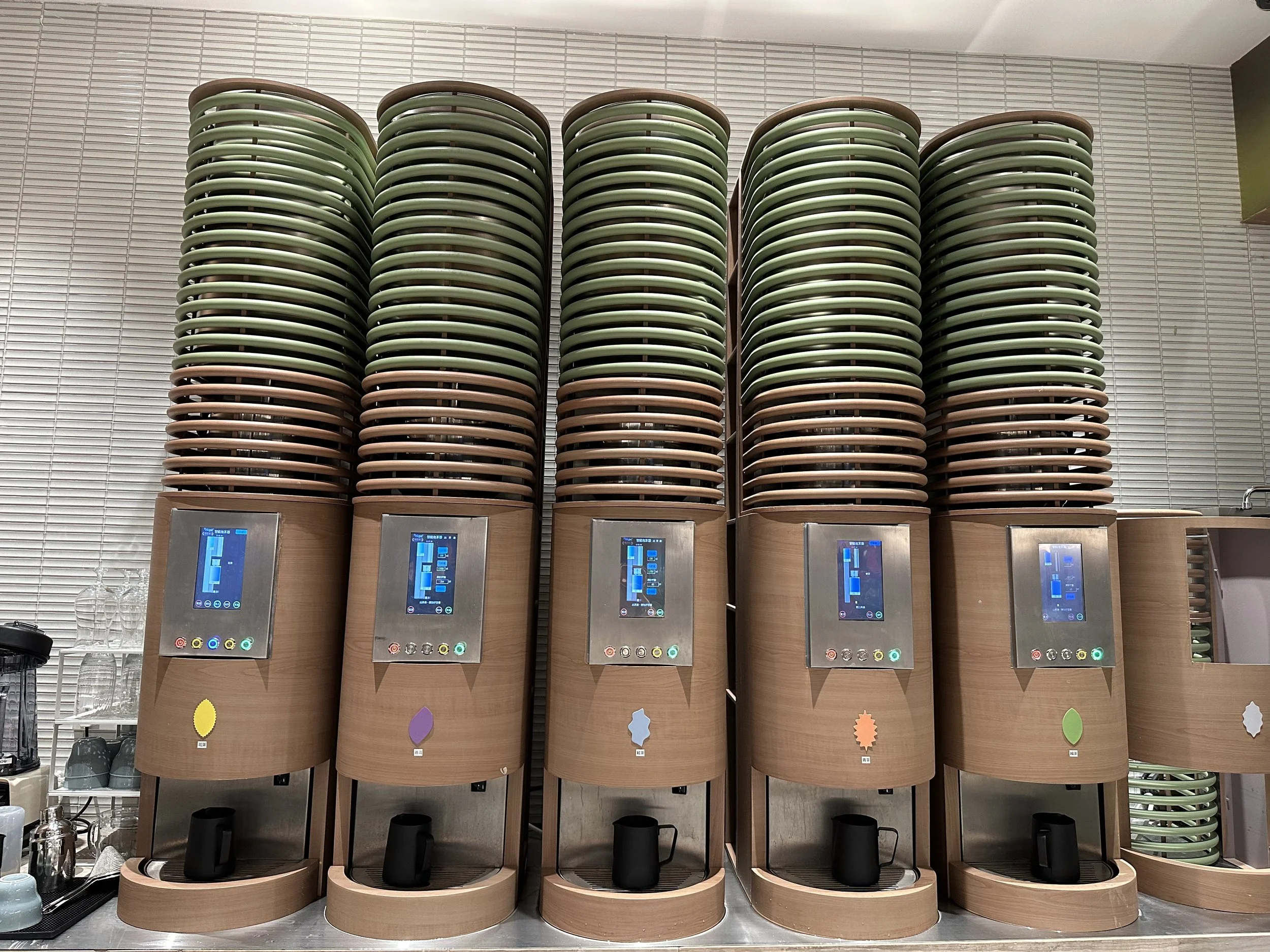 TEA BREWING MACHINE — Tea Moment 活在茶下 Iced tea brewing machine