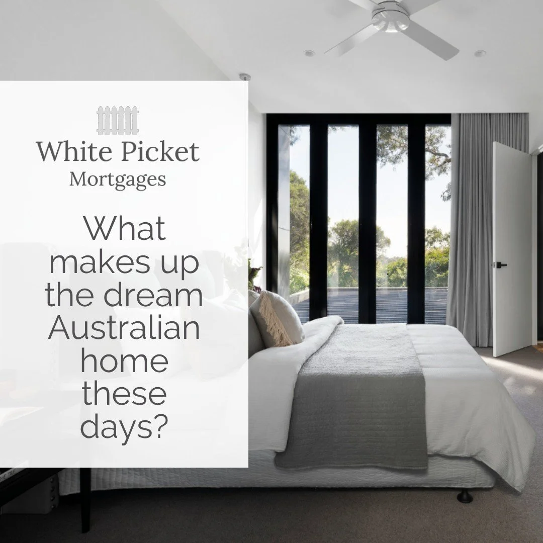 🏡 What makes up the dream Australian home these days? 🏡
Backyards or bedrooms – what home features matter most? 🤔
A survey by Compare the Market shows Australians put multiple bedrooms (39%) at the top of their must have list, followed