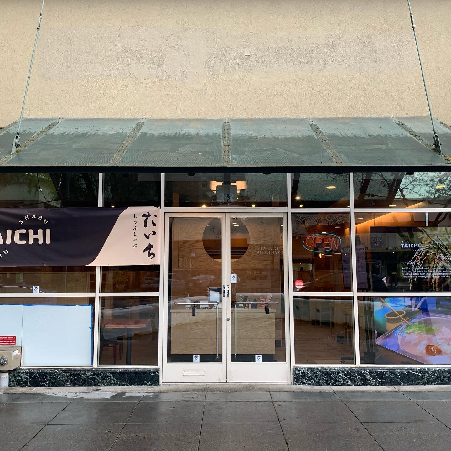 Taichi Shabu Shabu, established since 2014, is now officially opened its indoor dining in Downtown San Mateo on 03/19/2021!! Visit us to try exclusive dashi stocks ONLY available at San Mateo branch today!!! 

#shabushabu #sukiyaki #wagyu #gyokaitonk
