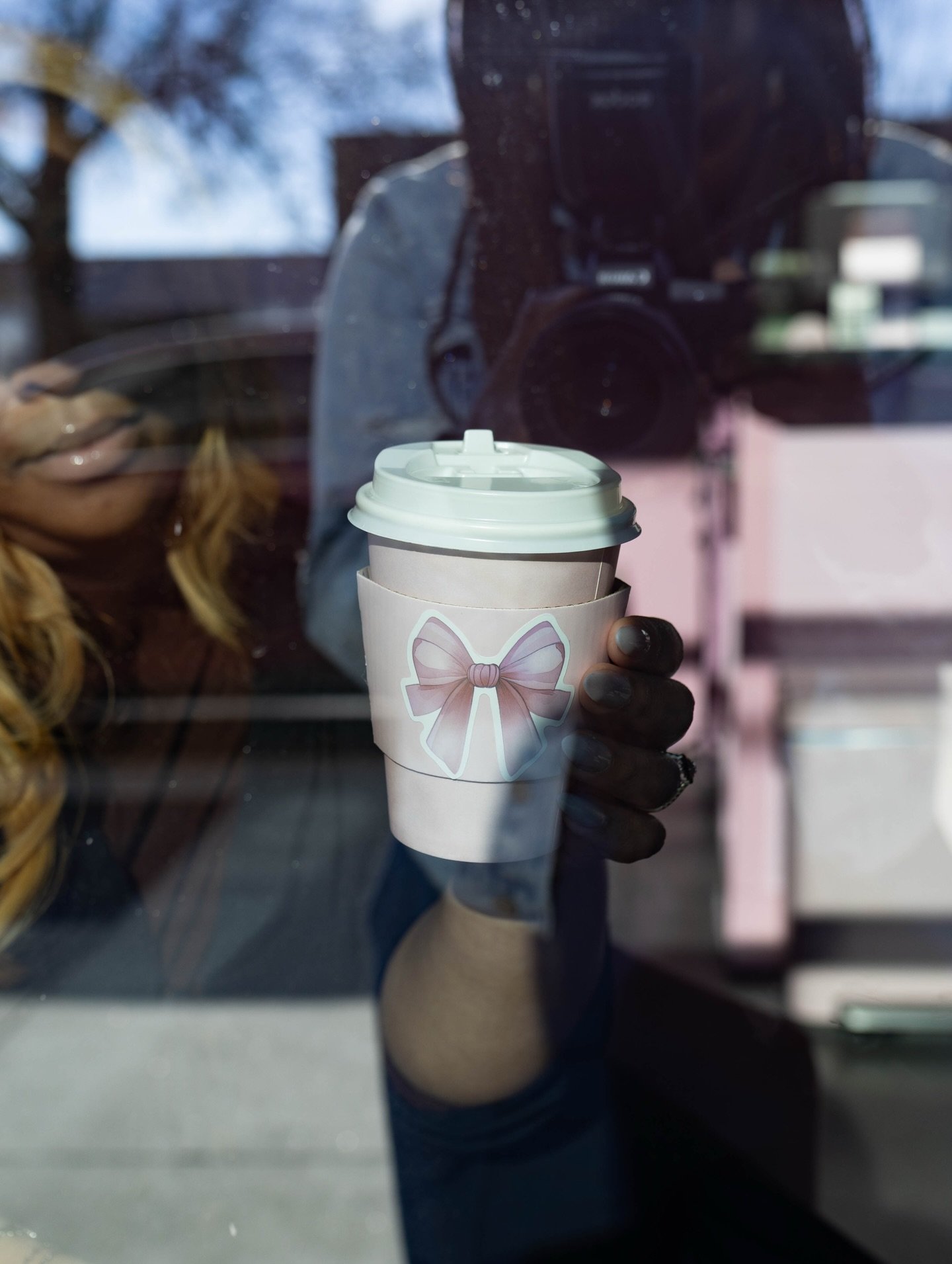 When the XO Babes meet up on a Wednesday at the girliest cafe in Charlotte&hellip; 🤞🏽🎀✨ &mdash; definitely #xoapproved 

📍 @glowgirlcafe located inside @glowgirl 
📸 | @amathisphotos 

There&rsquo;s still time to try the seasonal menu! Tell them 