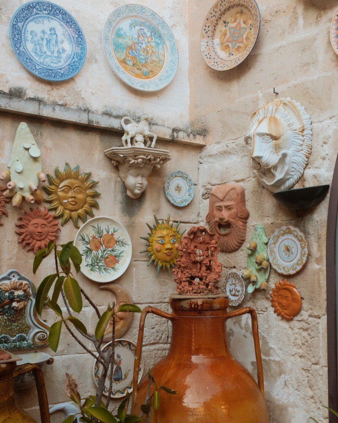 Another favourite part of retreats is sharing in the history and beauty of local artisans and artists. Grottaglie, Italy is renowned for its ceramics, and the town is filled with unique potters preserving history and bringing a new twist to the tradi
