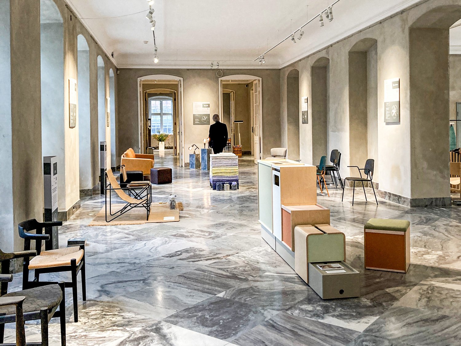 Circularfurnituredays_2021_00.jpg