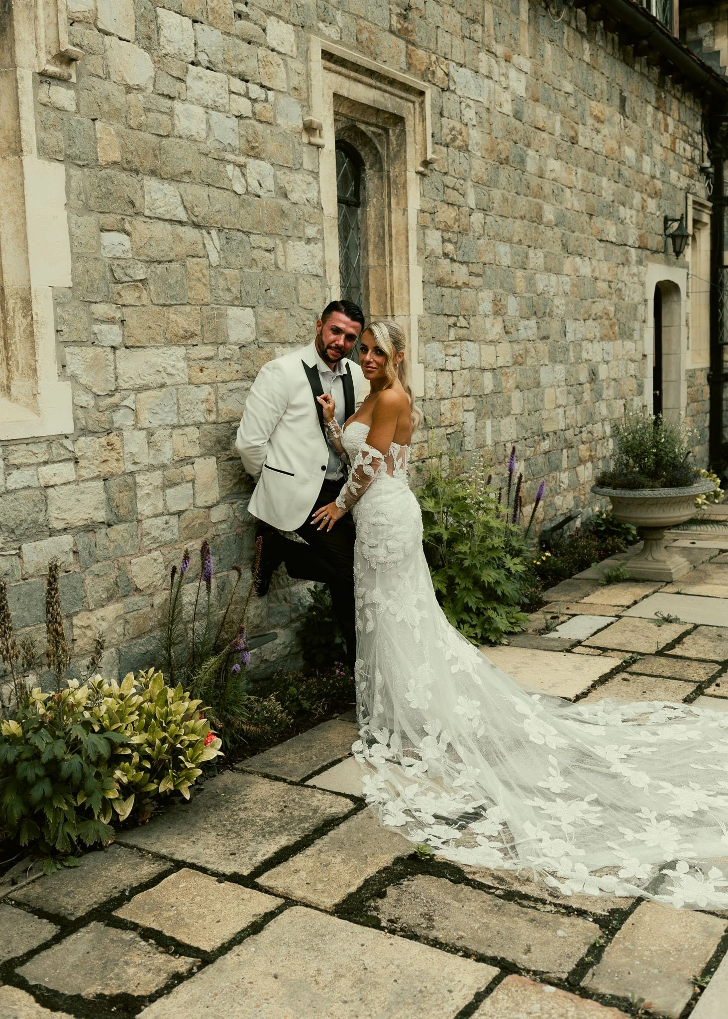 An editorial style wedding videography shot from a Buckinghamshire wedding, captured by videographer Luke Batchelor Productions.