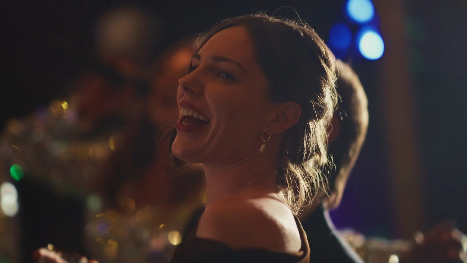 Candid moments from a colourful riverside wedding on the River Thames at an Oxfordshire country estate.