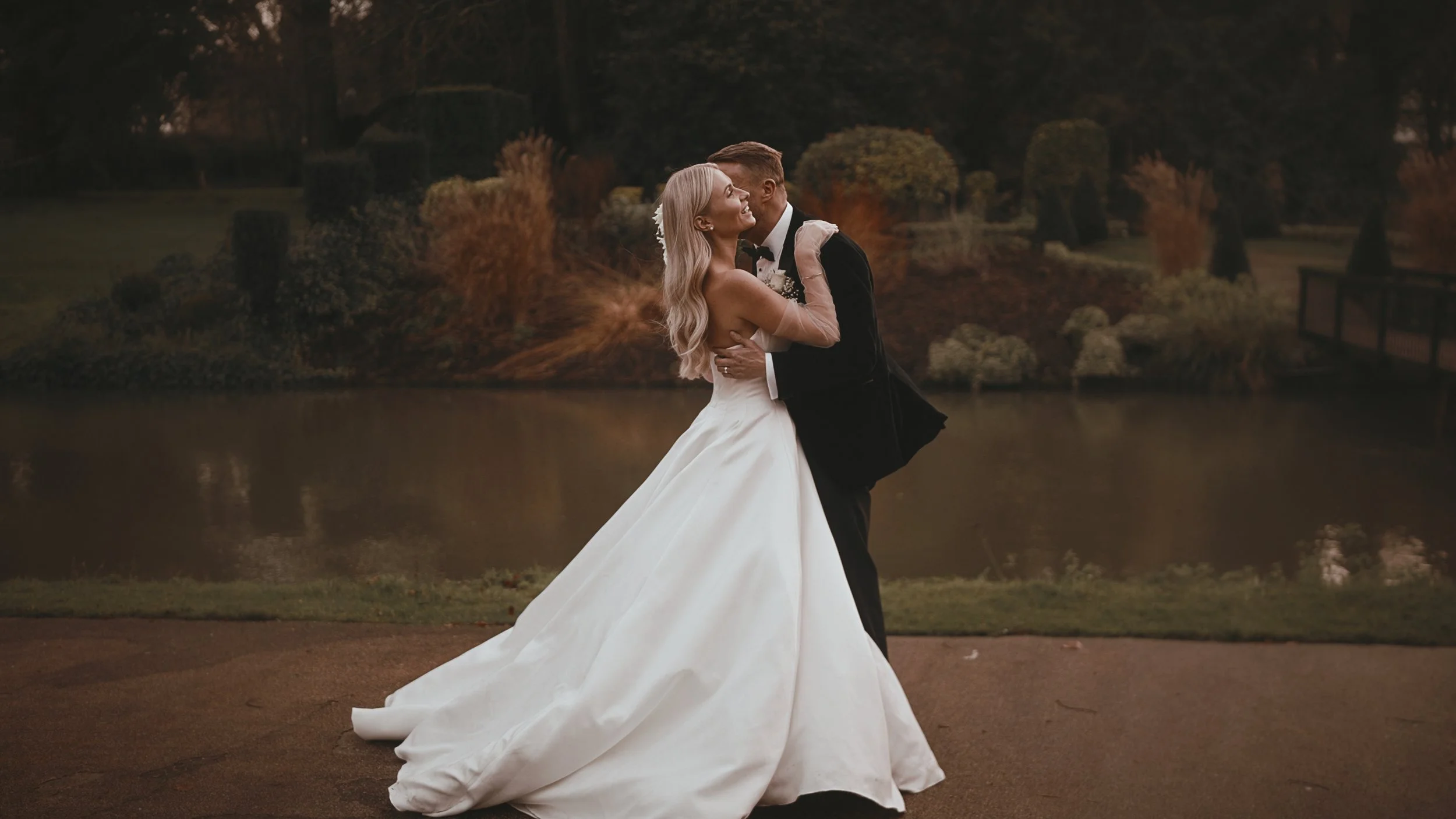 A cinematic wedding videography shot from an Oxfordshire wedding, captured by videographer Luke Batchelor Productions.