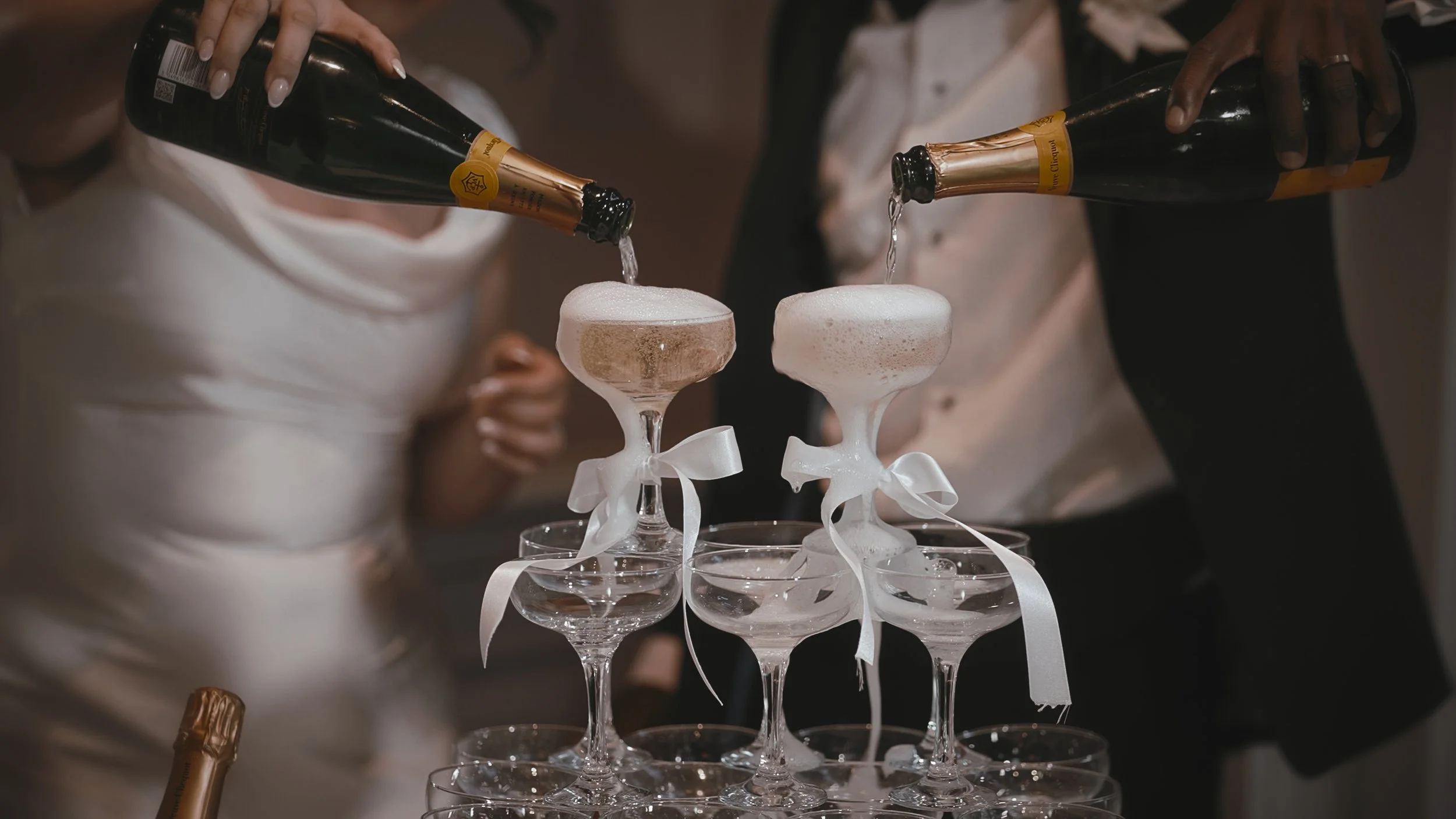 A cinematic wedding videography shot from an Oxfordshire wedding, captured by videographer Luke Batchelor Productions.