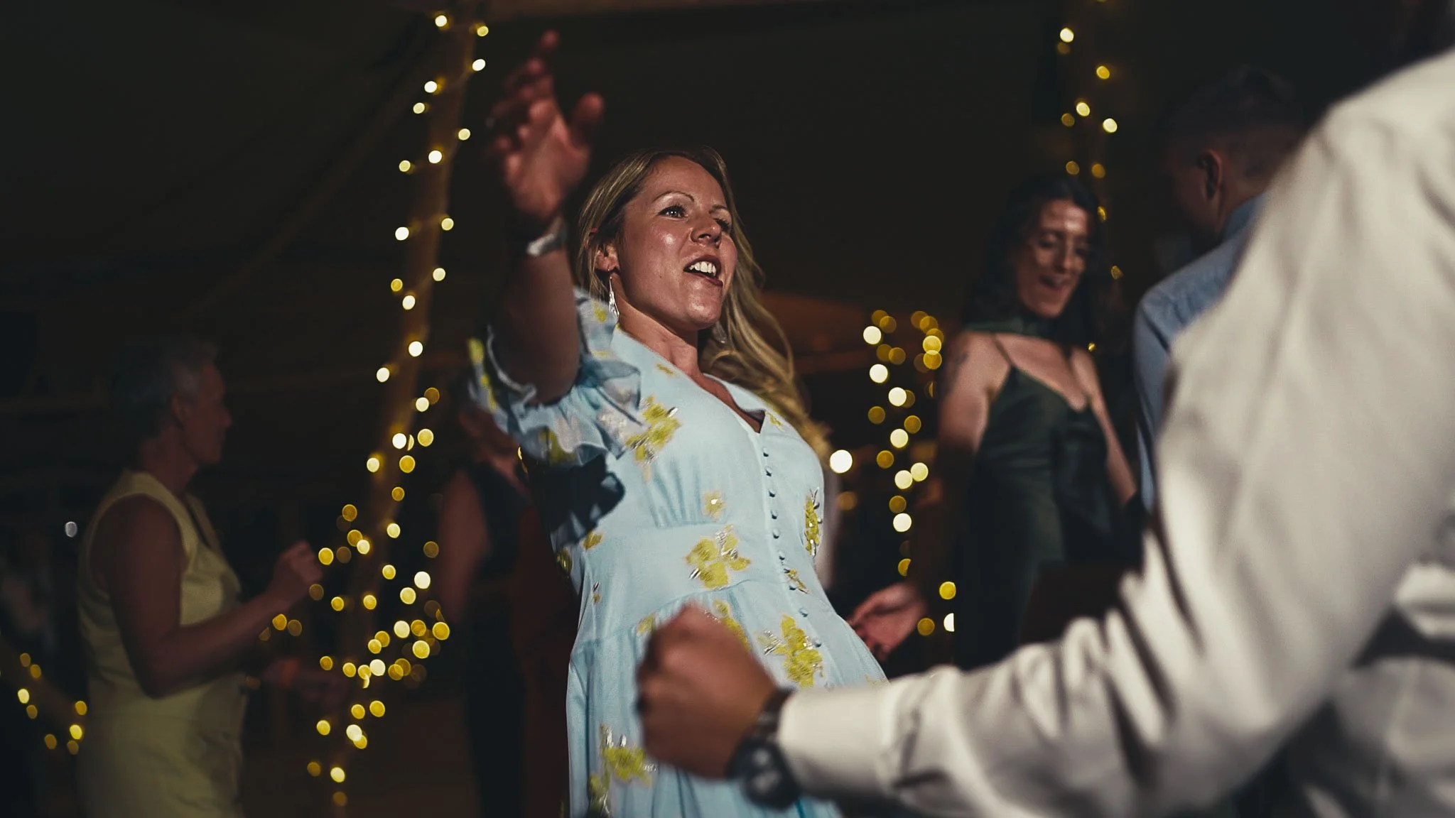 A cinematic wedding videography shot from Mapledurham House, captured by wedding videographer Luke Batchelor Productions