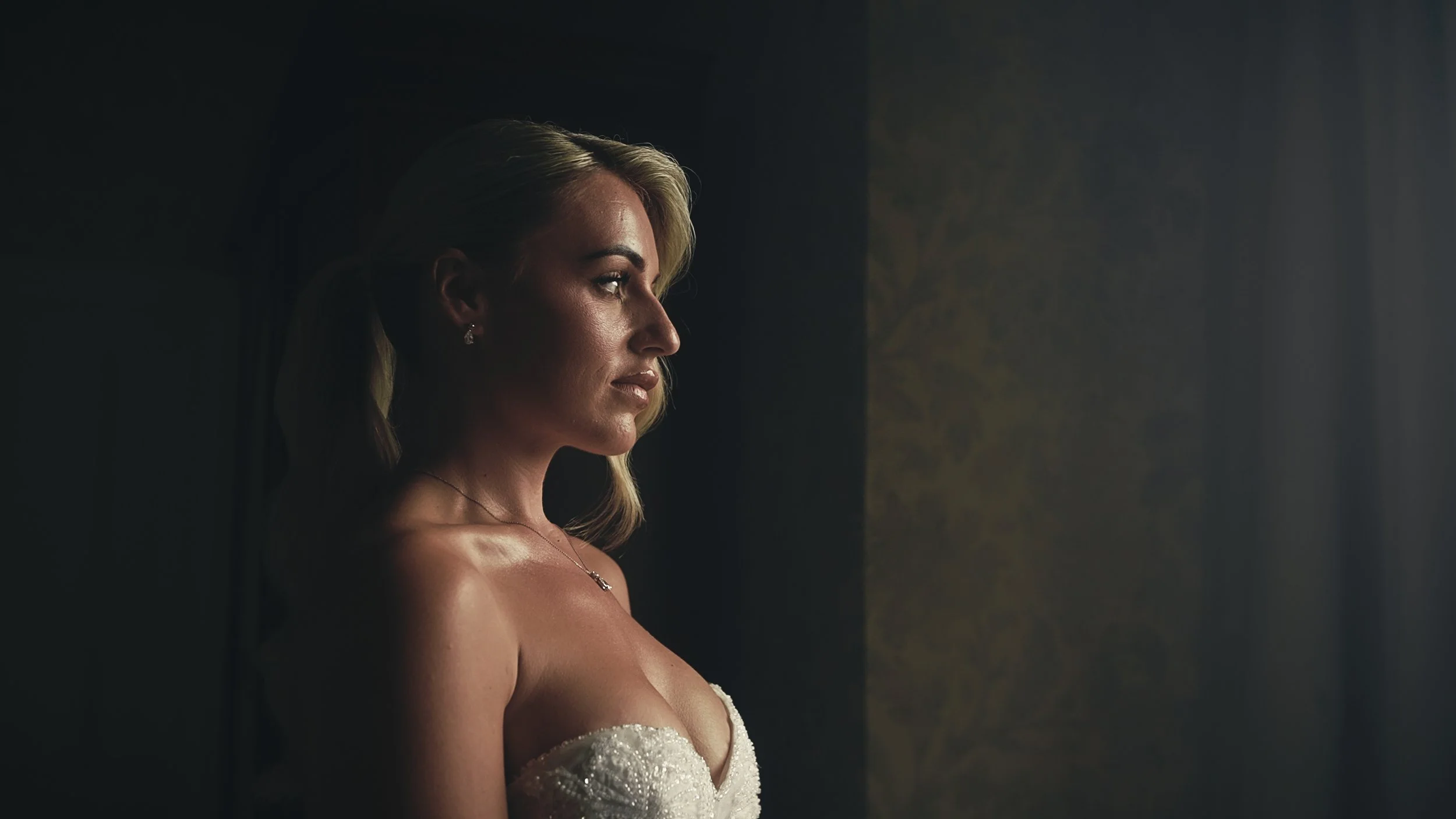 An image of a wedding at Eastwell Manor, captured by wedding photographer and videographer Luke Batchelor Productions.
