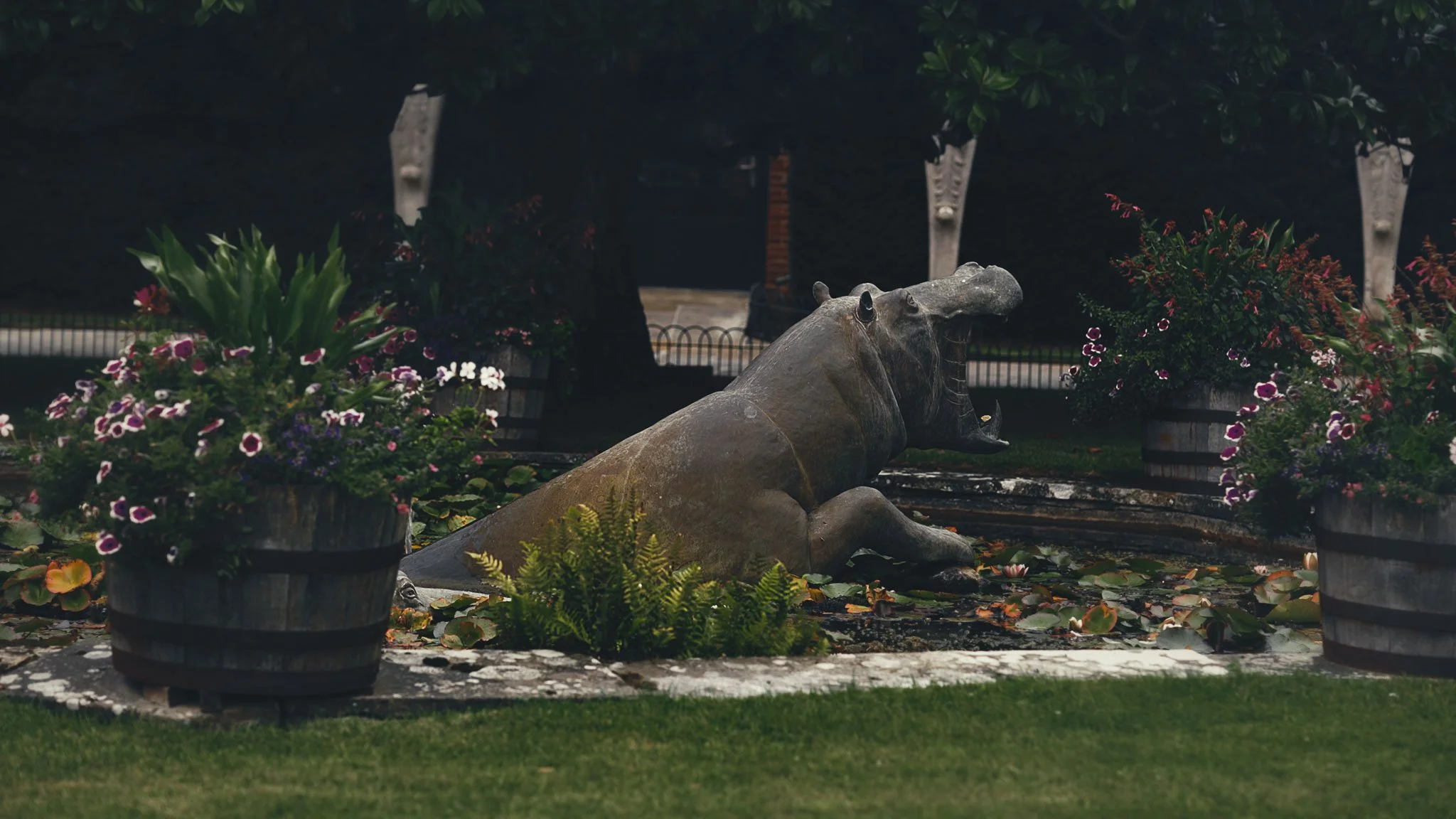 A wedding videography shot from a luxury black-tie wedding at Port Lympne Hotel, captured by videographer Luke Batchelor Productions.