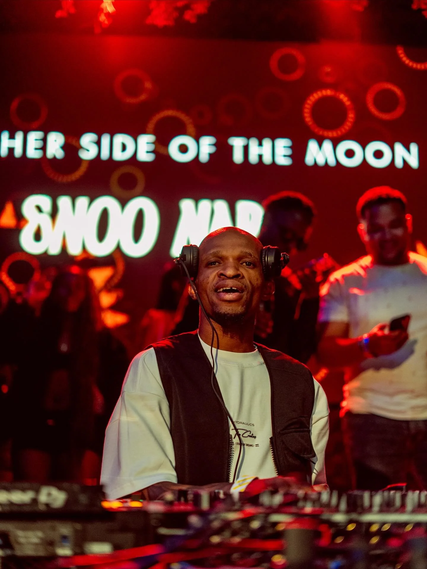 A huge thank you to&nbsp;@mosofthemoon&nbsp;for their massive label showcase featuring Afro house heavyweights&nbsp;@enoonapa&nbsp;and&nbsp;@drfeel_&nbsp;.

In support were label heads&nbsp;@neilamarey,&nbsp;@breezeandthesun&nbsp;and&nbsp;@afu.ke, al