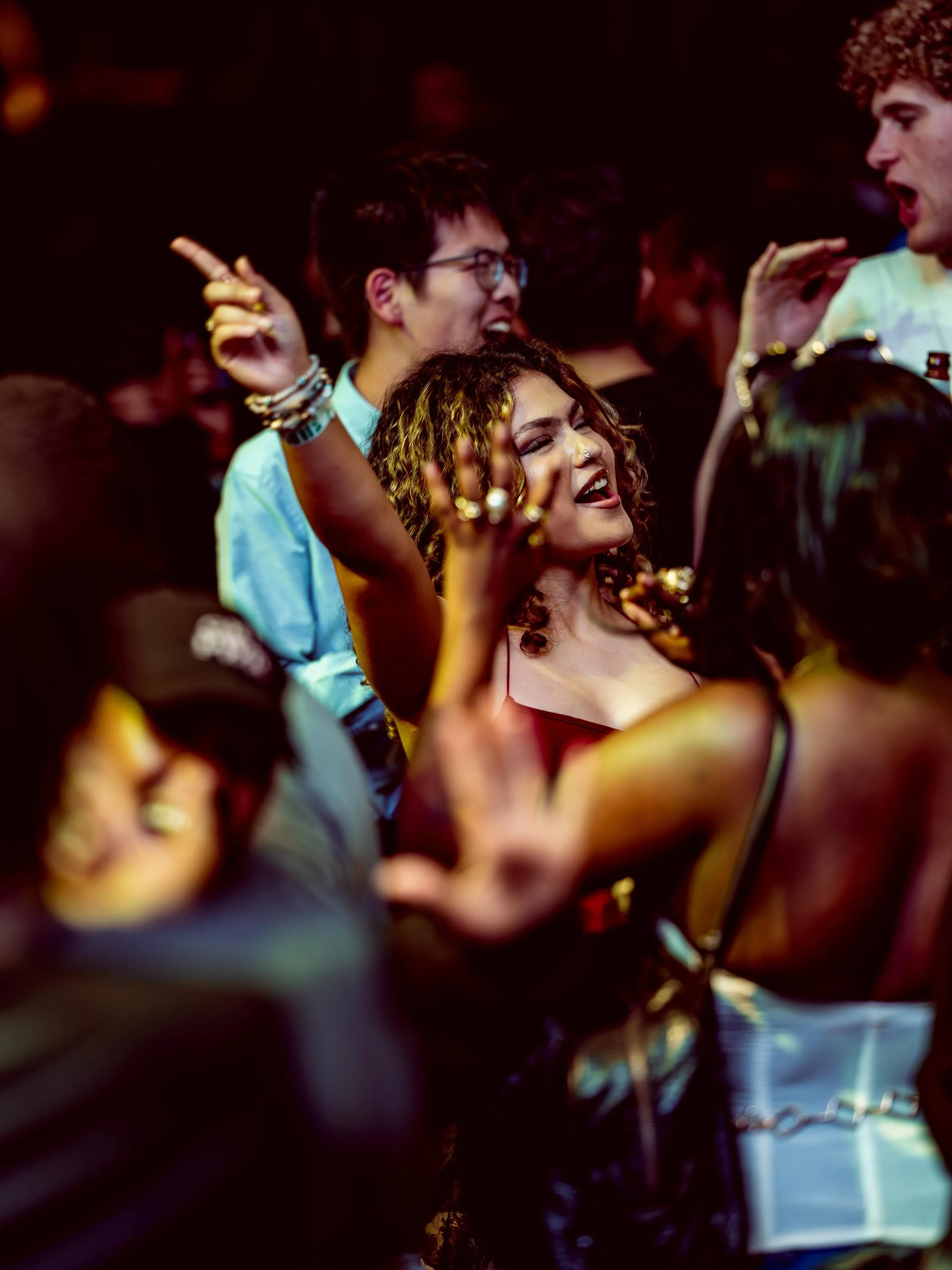 Some nights the room writes itself. 🌀

Soft lights, hard drums, and a crowd that came to move.

You didn&rsquo;t have to know everyone to feel like you did.

🙏 to @feischer.kenya and @neill_musiq for magic on the decks!

#TheAlchemist #Westlands #N