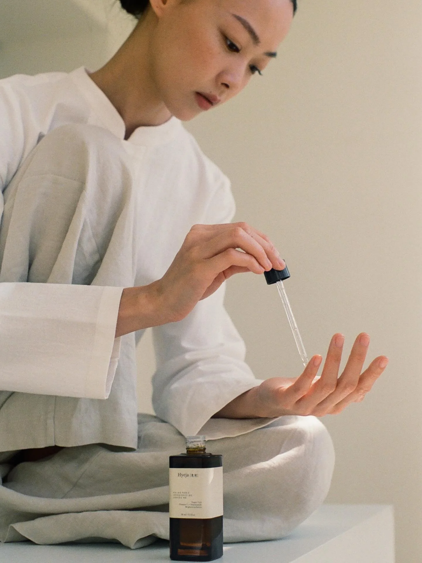 Rutina coreana para piel sensible: cómo cuidar tu piel sin irritarla (guía paso a paso)