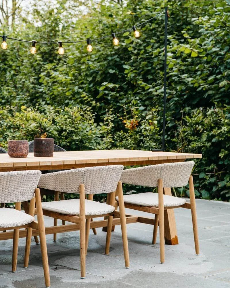 Vincent-Sheppard_Mona-dining-chair_Bernard-dining-table.jpg