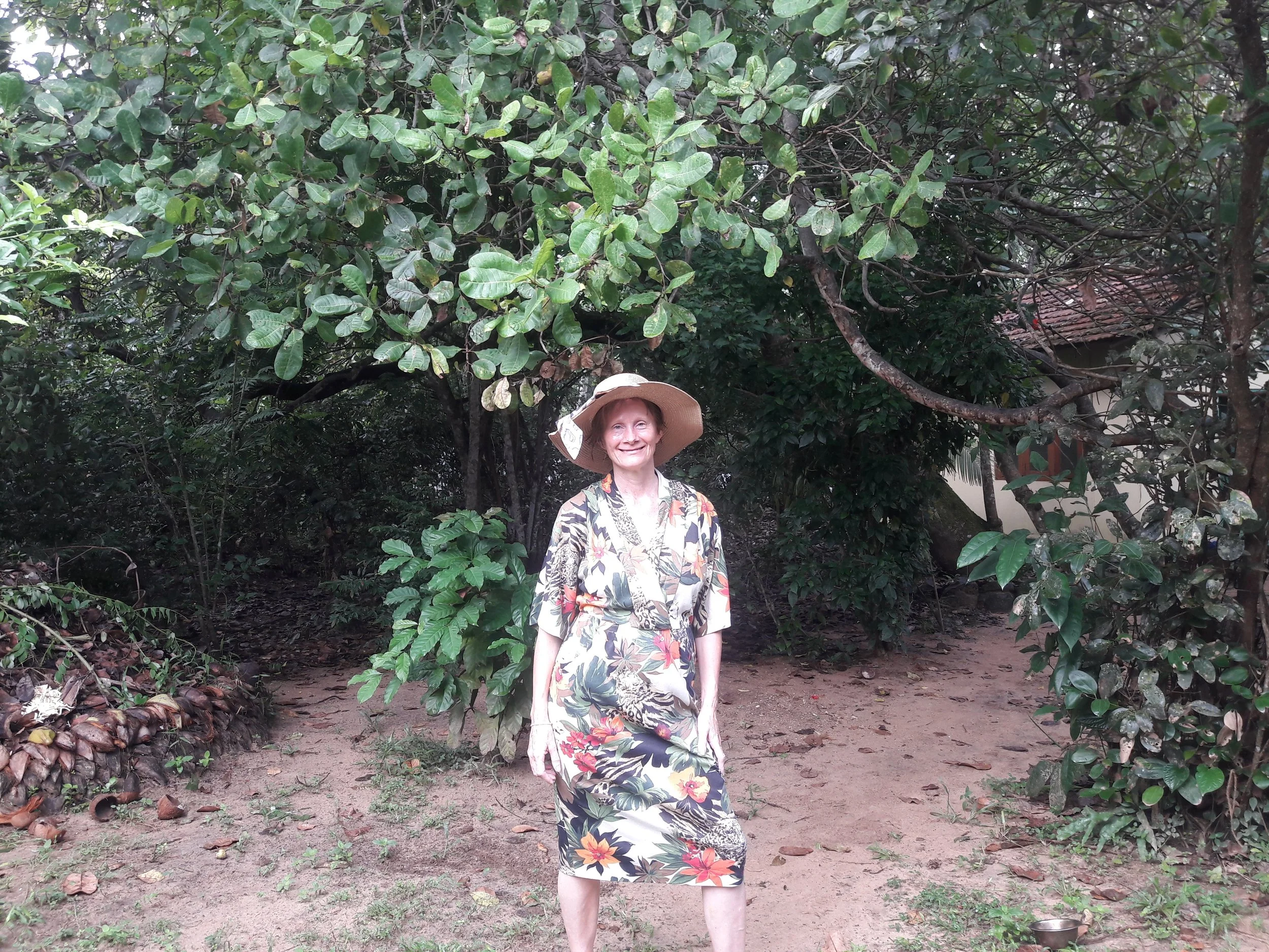 daring woman IN SRI LANKA