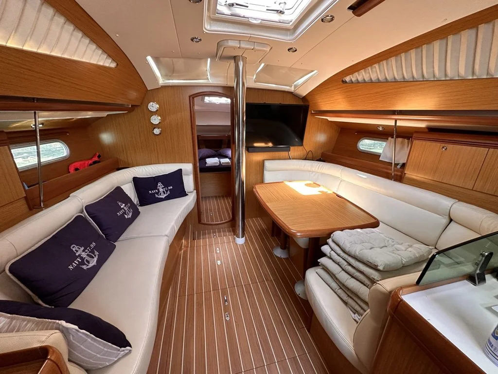Sun Odyssey 42i