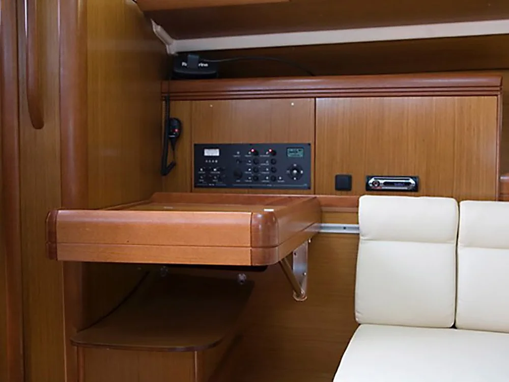  Sun Odyssey 42i