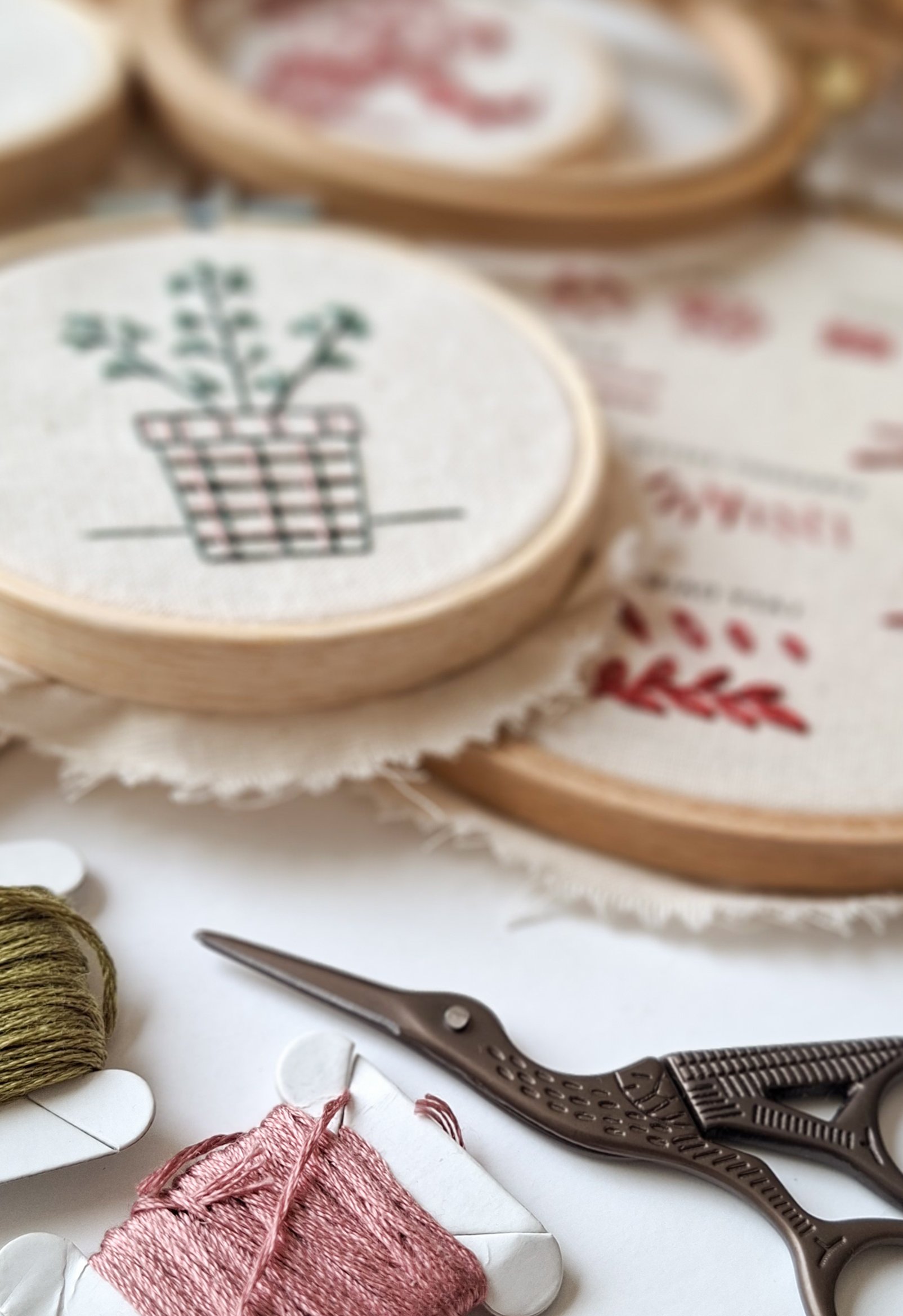 mini_embroidered_plants_9.jpg
