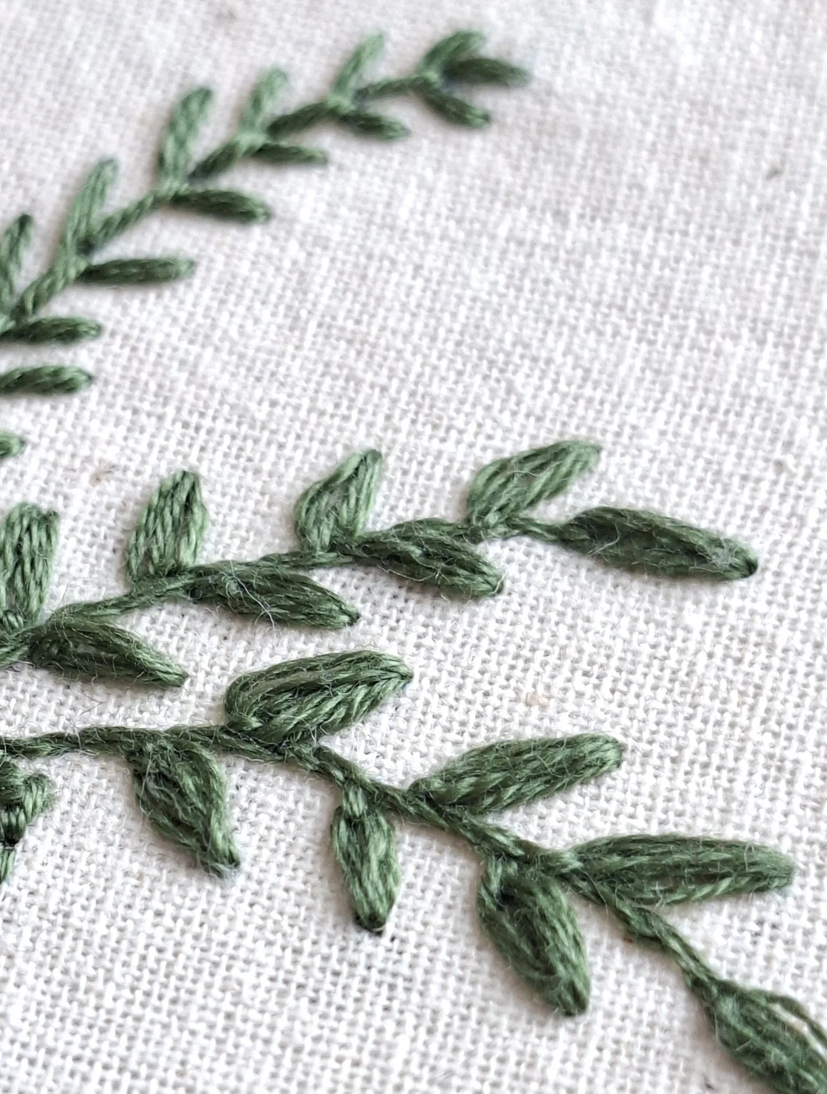 mini_embroidered_plants_7.jpg