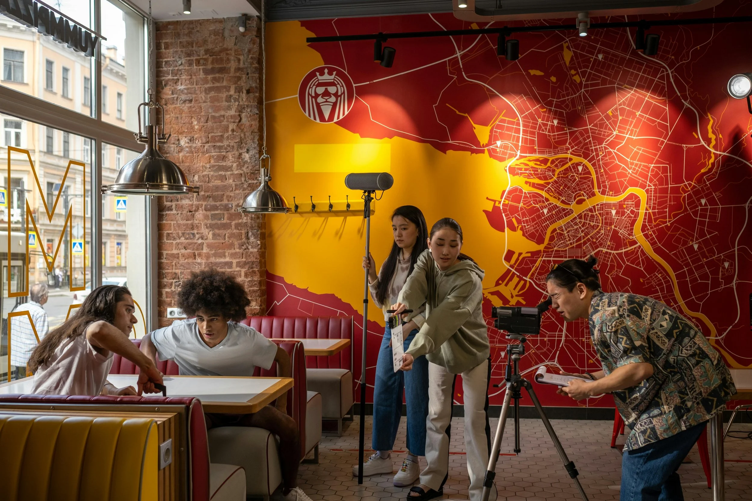 Hospitality Marketing Trends 2026: What Hotels &amp; Restaurants Must Focus On