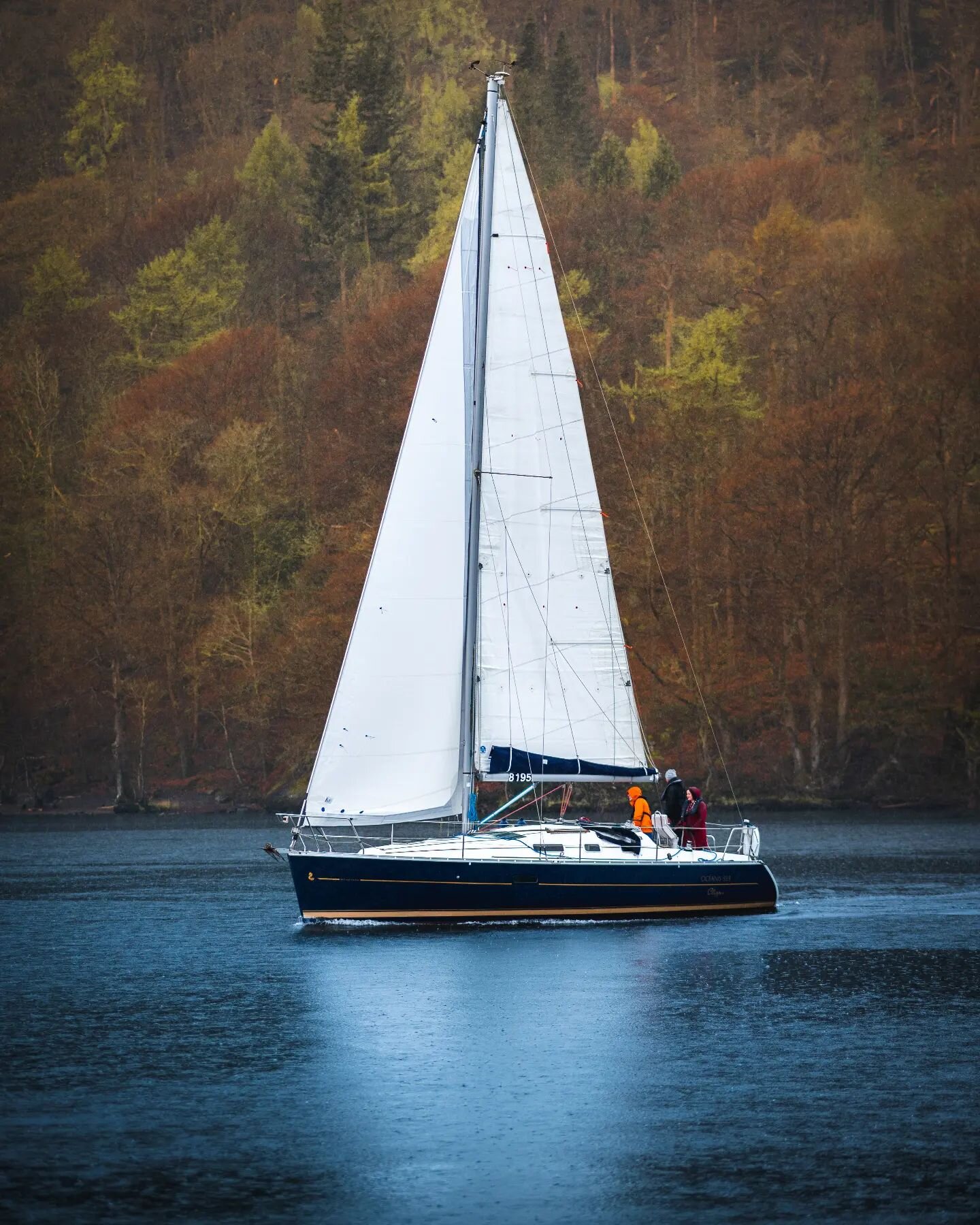 Is it just me or does sailing on a boat like this in the rain actually seem like not that bad of an idea. The sound of the wind catching the sails and the pitter patter of the raindrops in the water. Life.

#boating #sailing #boats #sailor #nature #j