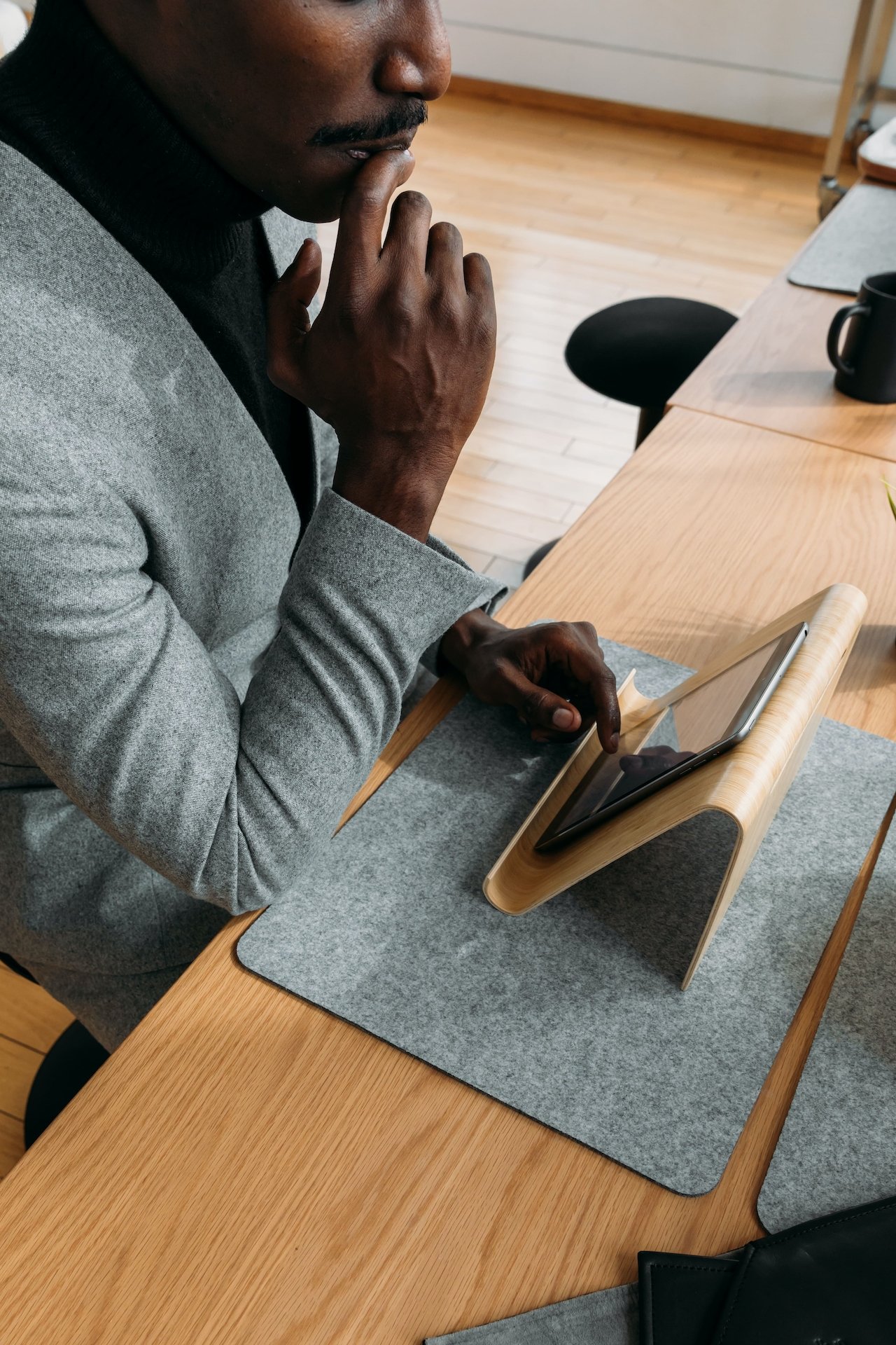Leading Through Grief: Strategies for Navigating Loss in a Leadership Role