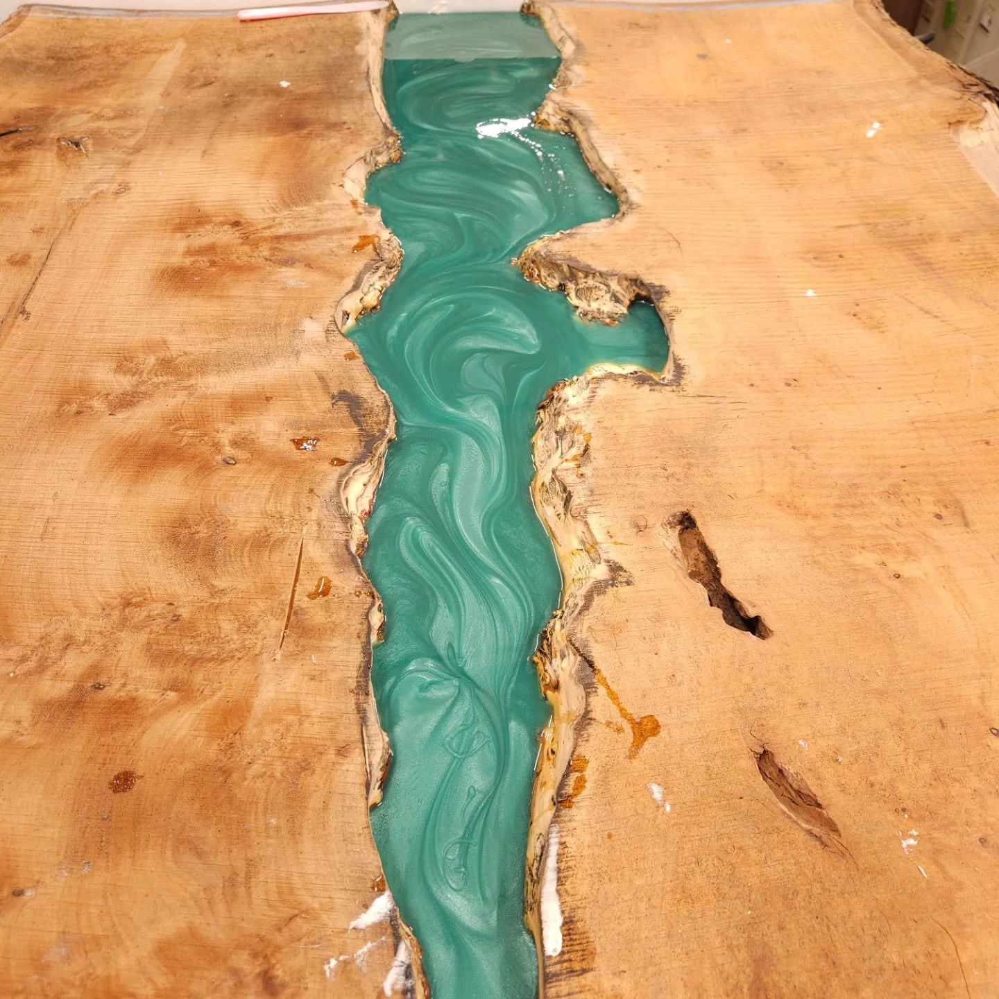 #epoxyart #epoxyresin #rivertable #woodworking #Woodshop #DSTX #atx #madeinUSA #madeintexas