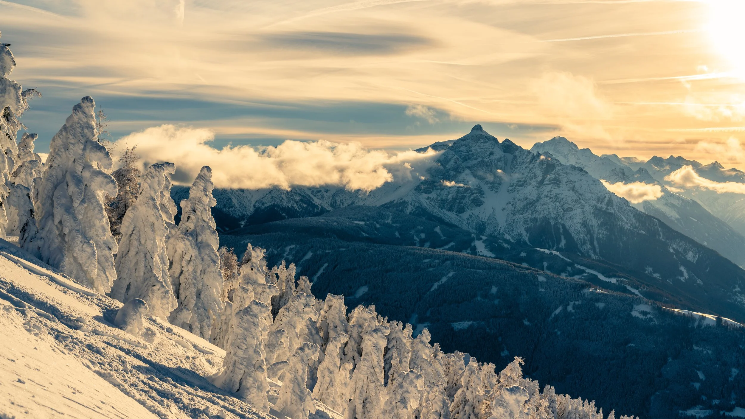Serles, Tirol, Austria