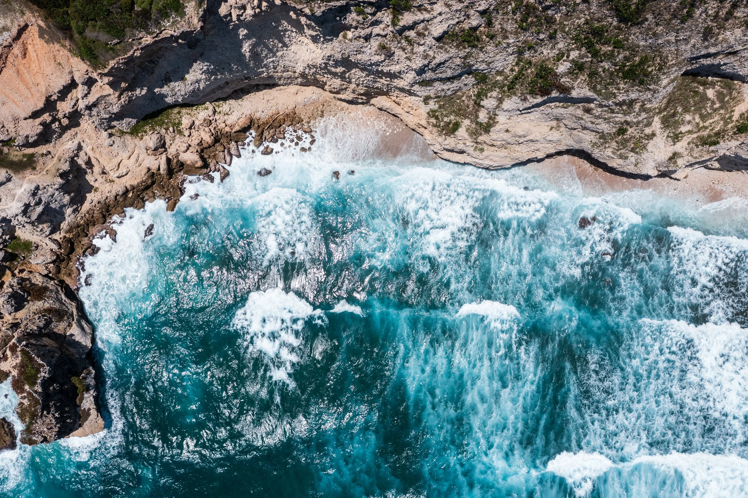 epic lagoon beach and cliffs