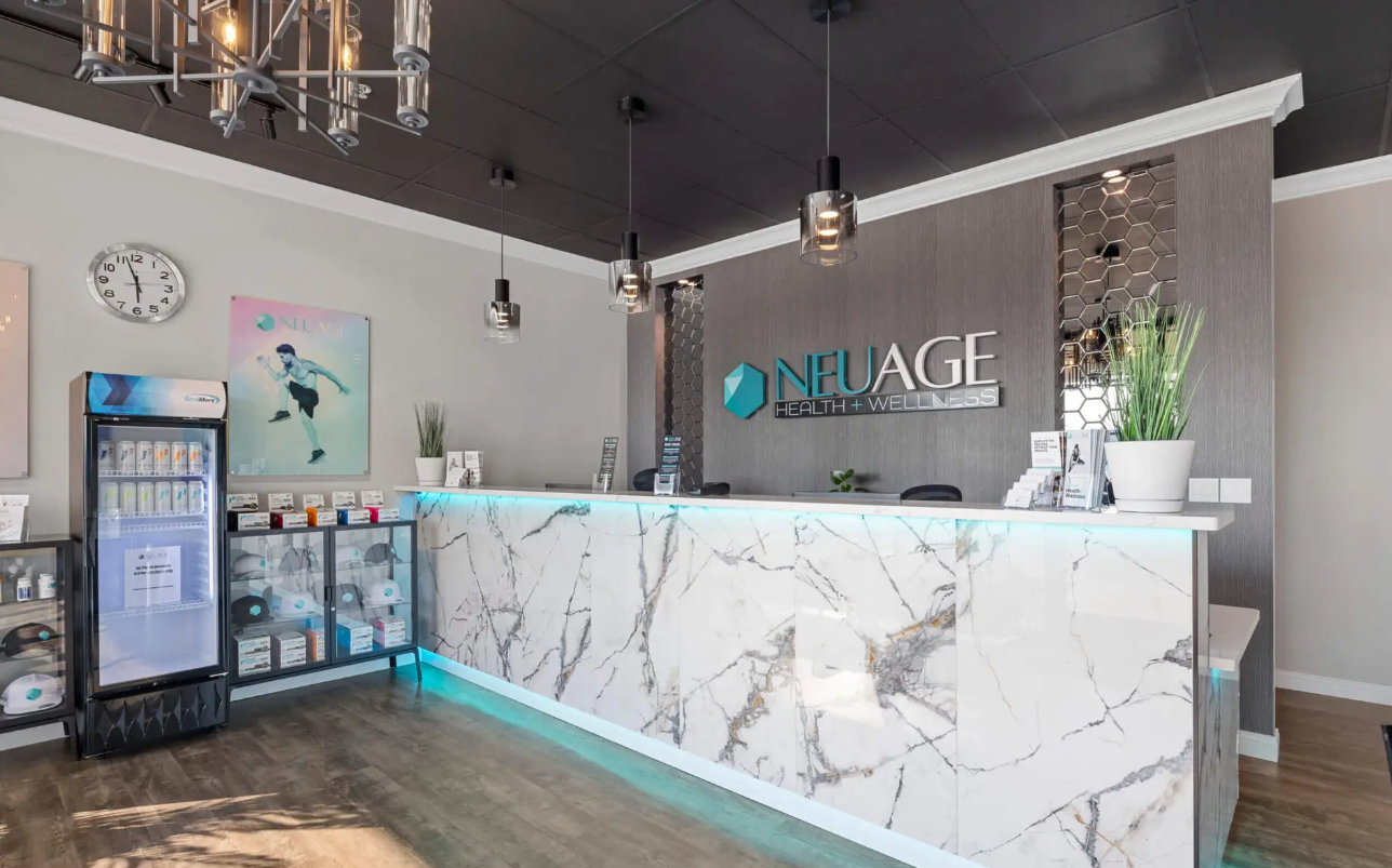 NEUAGE Cuts Franchise Onboarding Time by 25% with Experience Cloud