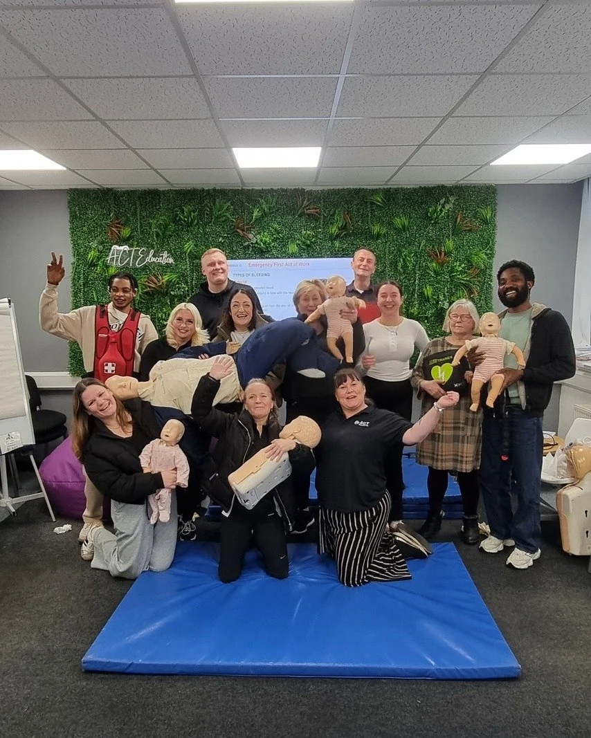 What a training day yesterday, covering emergency first aid at work, with the sensational people from both🎉 @shinecareltd  and @hartonacademy! 🎉

Anyone, at anytime could choke or need first aid in your office; the less prepared you are, the more l