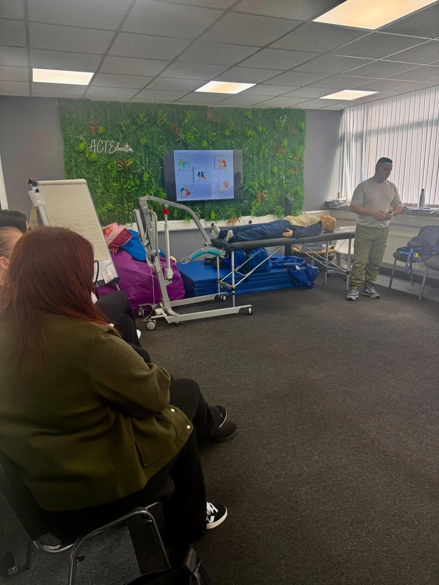 We recently had the pleasure of completing moving and handling training delivered by Paul for @shinecareltd💙
The session wasn&rsquo;t just informative&mdash;it was brought to life through real, honest stories that highlighted the challenges faced in