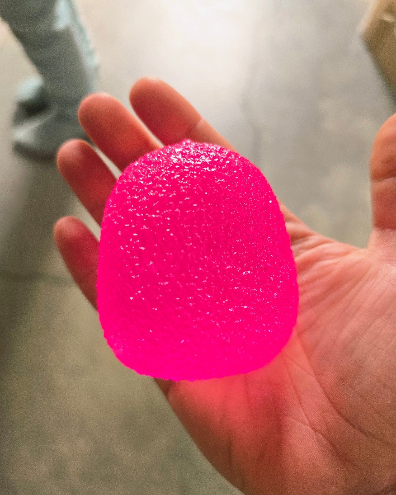 You sold us out of squish toys almost immediately, so here's round two! We have gumdrops, jellyfish, small cubes and big cubes in a variety of colors 🥳 
#needoh #squishytoys #stressrelief