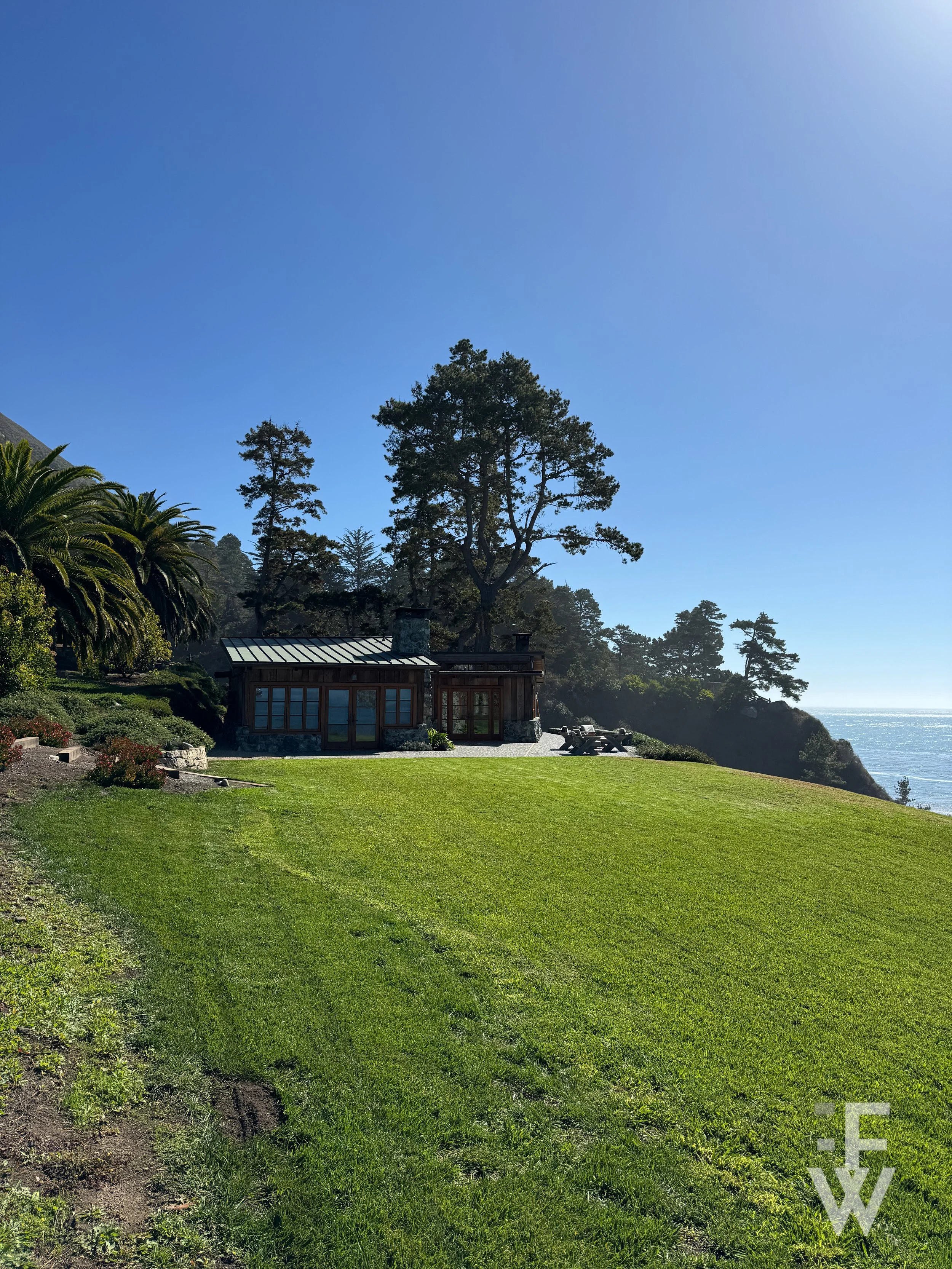 big sur cottage 1.jpg
