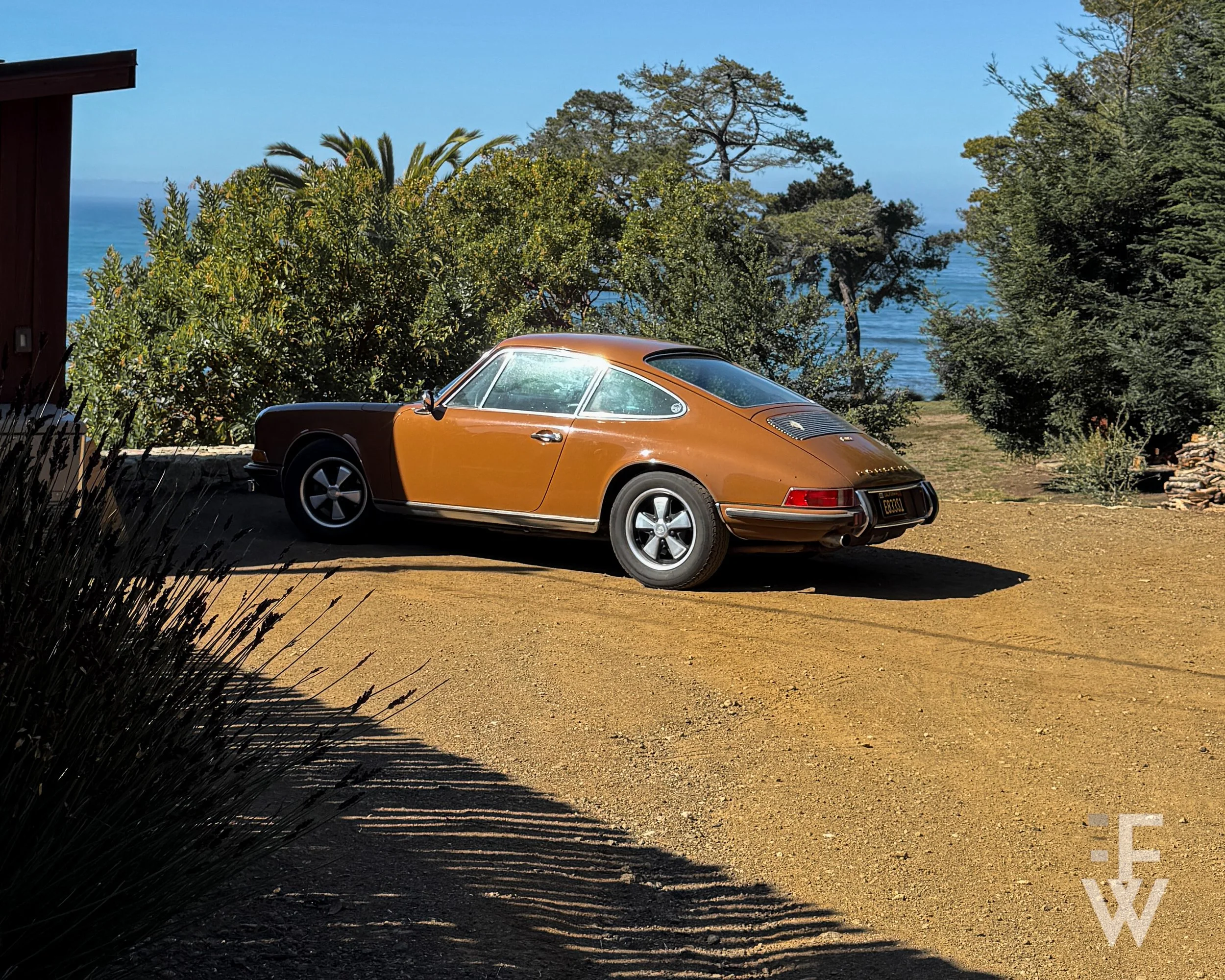vitange porsche big sur.jpg