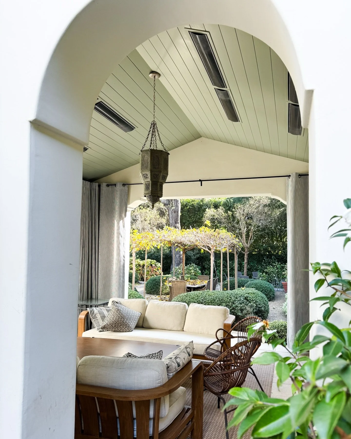 California Room | Santa Monica | North of Montana

Striped unlined outdoor curtains in an all-weather fabric with handmade drapery hardware by Field Work.  The client wanted to dress up their pergola space, but also help capture heat from the ceiling