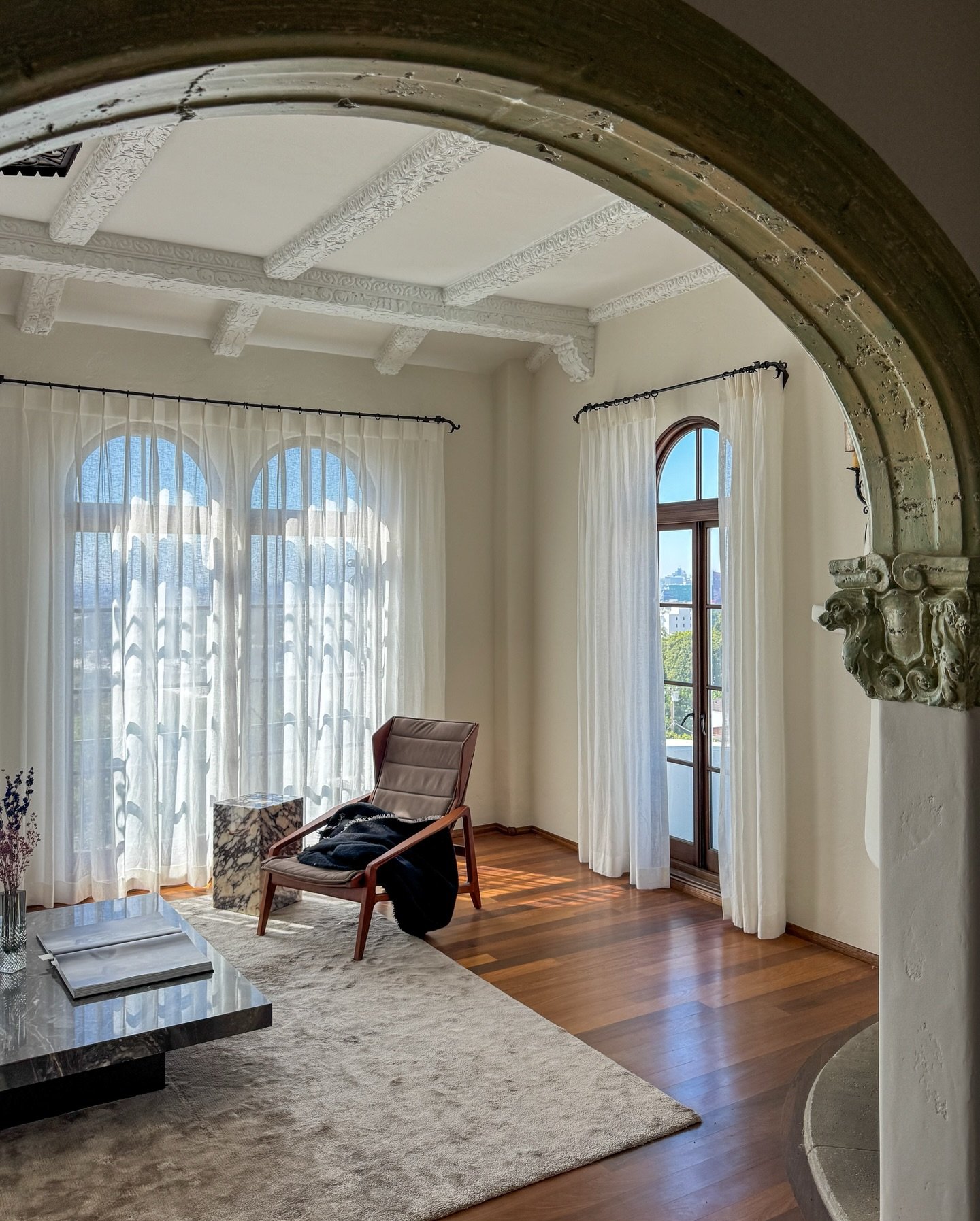 Proper Linen by Field Work | Historical El Mirador Apartments | Hollywood

The El Mirador building sits just between Franklin and Sunset right off the Sunset Strip in Hollywood.  The building was meticulously restored over nearly a decade by a very p