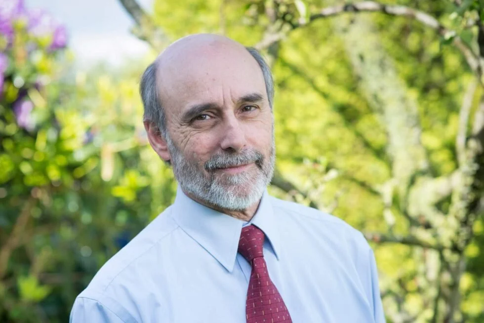 Avi-Snyder-Portrait-April-2014-980x654.jpg