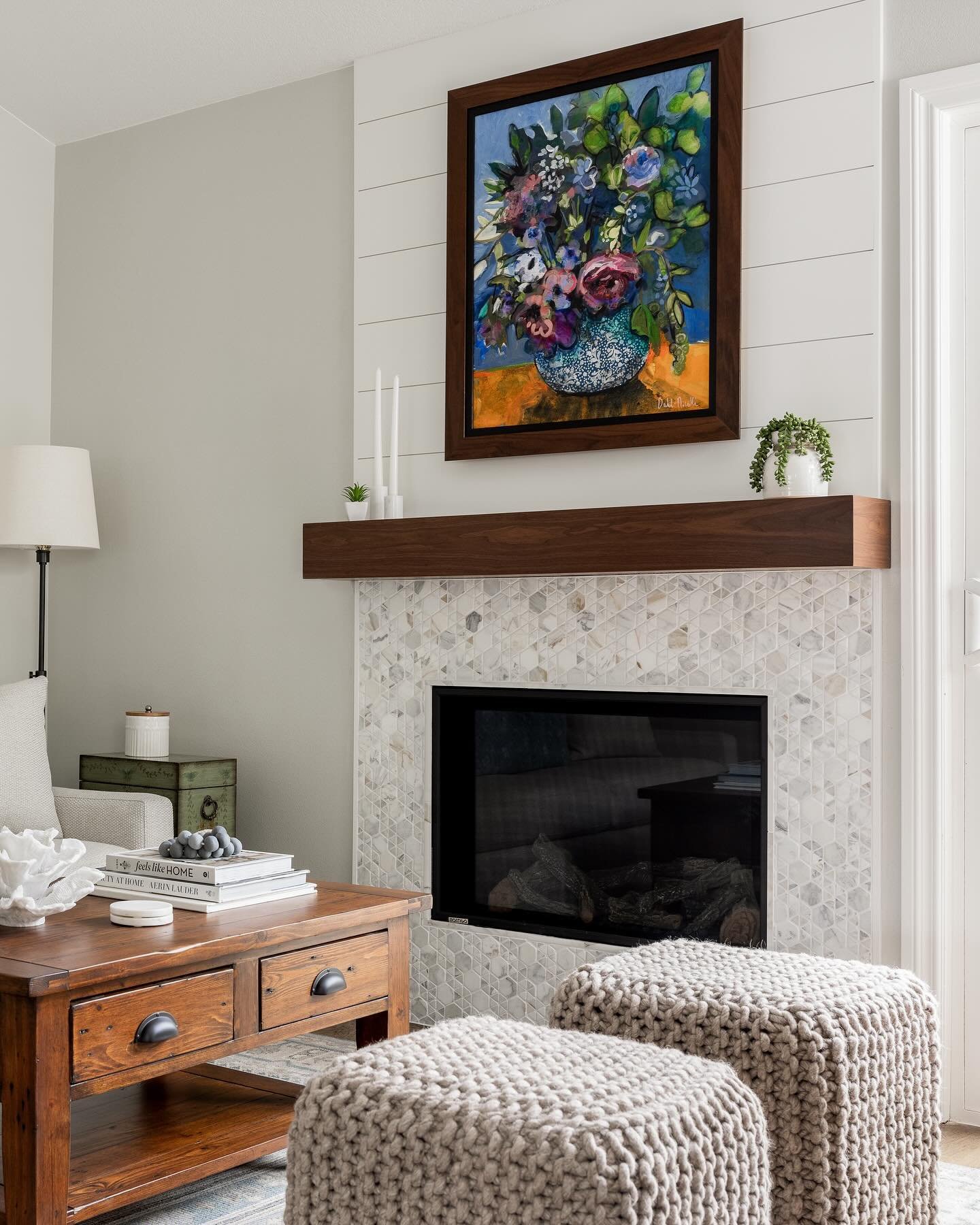 When you&rsquo;re ready to update your fireplace surround painting your existing brick is the quickest and easiest way to update it as most of us have seen online and in magazines. In addition to adding a beautiful mantle, whether custom made or pref
