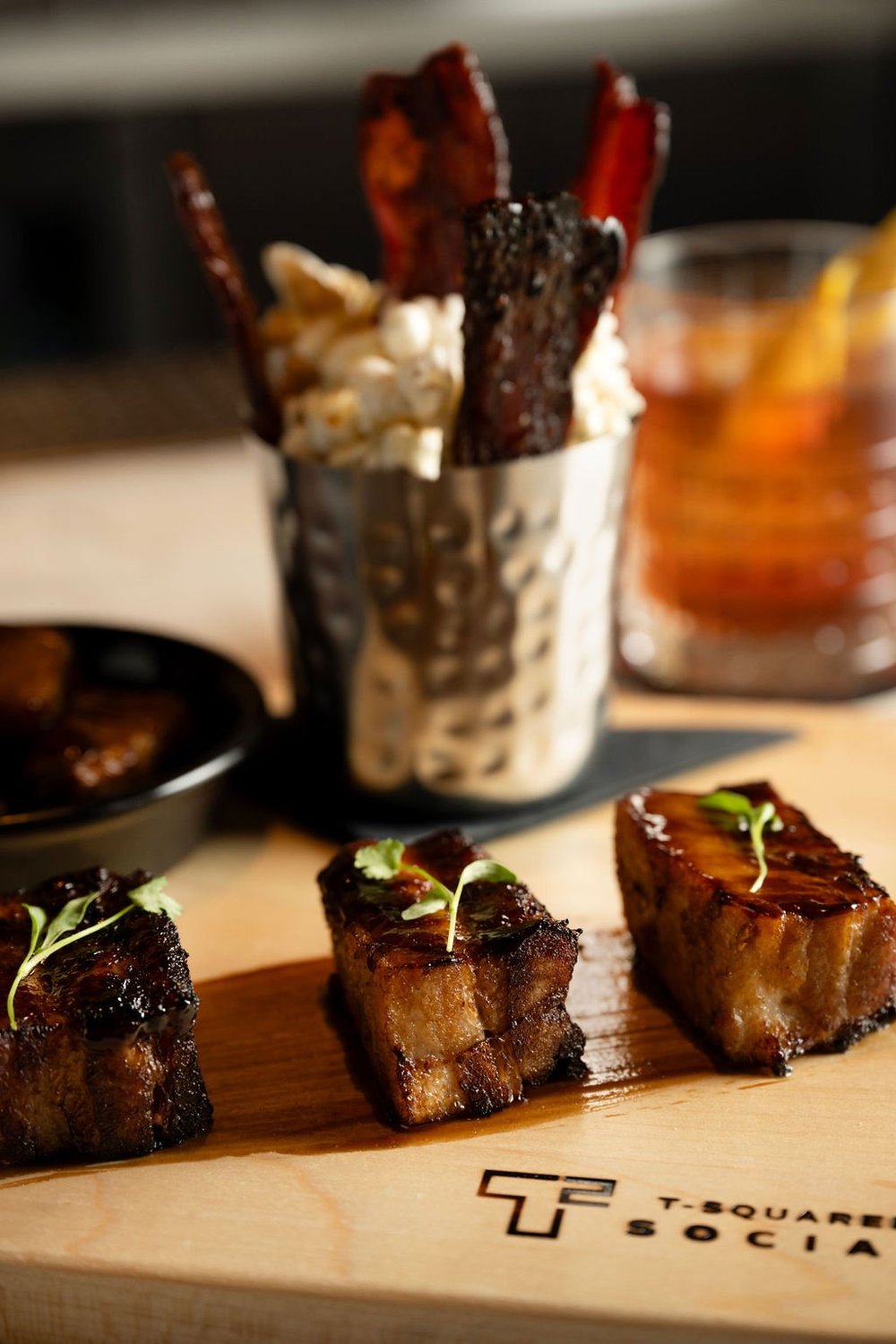 Elevated Pub Food Craft Drinks NYC Sports Bar T Squared Social elevated-pub-food-craft-drinks-nyc-sports-bar-t-squared-social