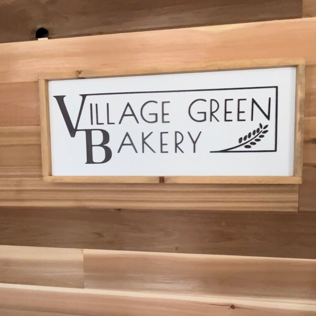 Opening soon!! 

Season 2 kicks off May Long weekend (May 20 &amp; 21) 

Hours : 11 am to 3 (or crumbs)

Can&rsquo;t wait to see you all. 

Jen

Sign : @pebblebeachcrafts 
#victoriabeach #canadianbakery #maylongweekend #cottagebakery