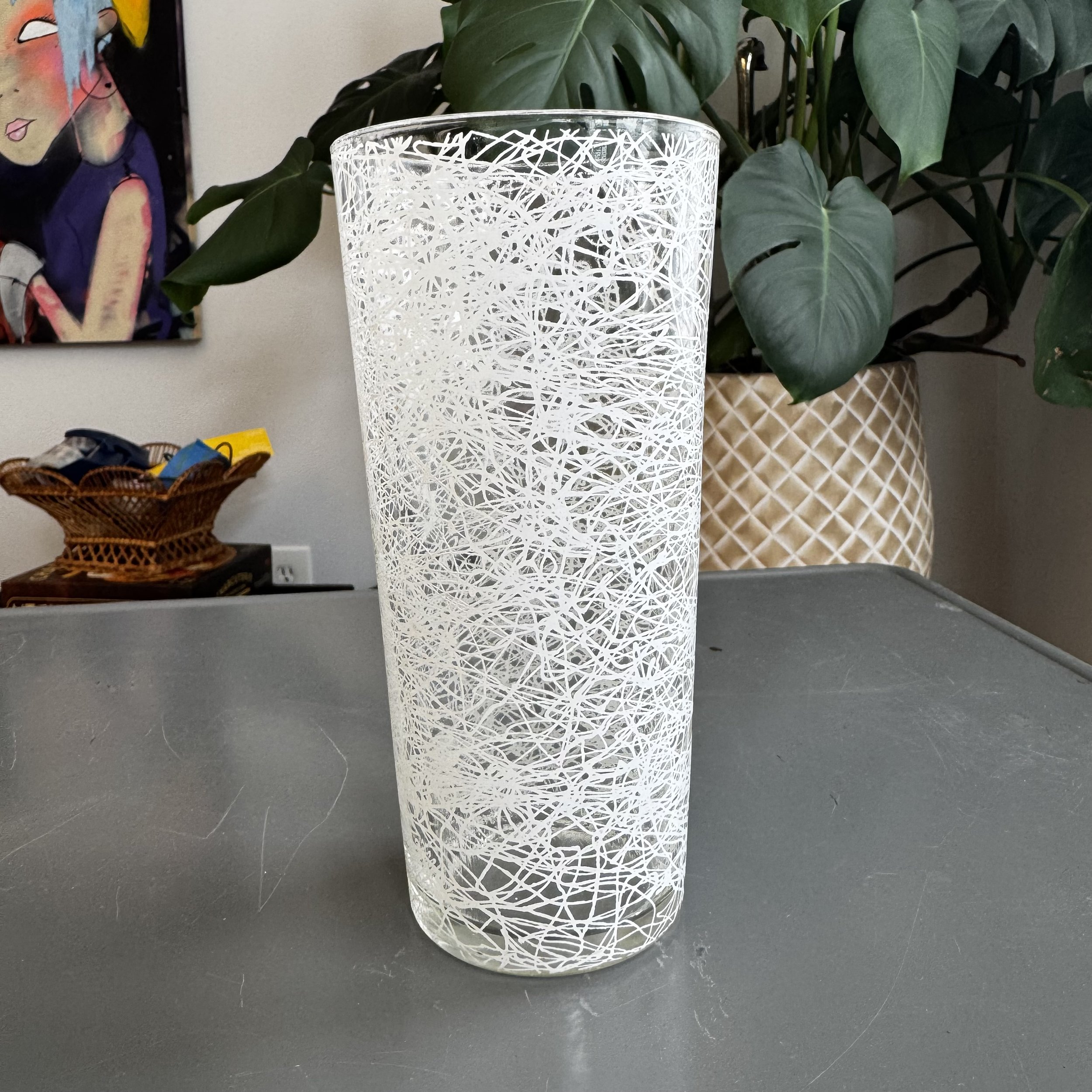 2065: White Spaghetti Glasses