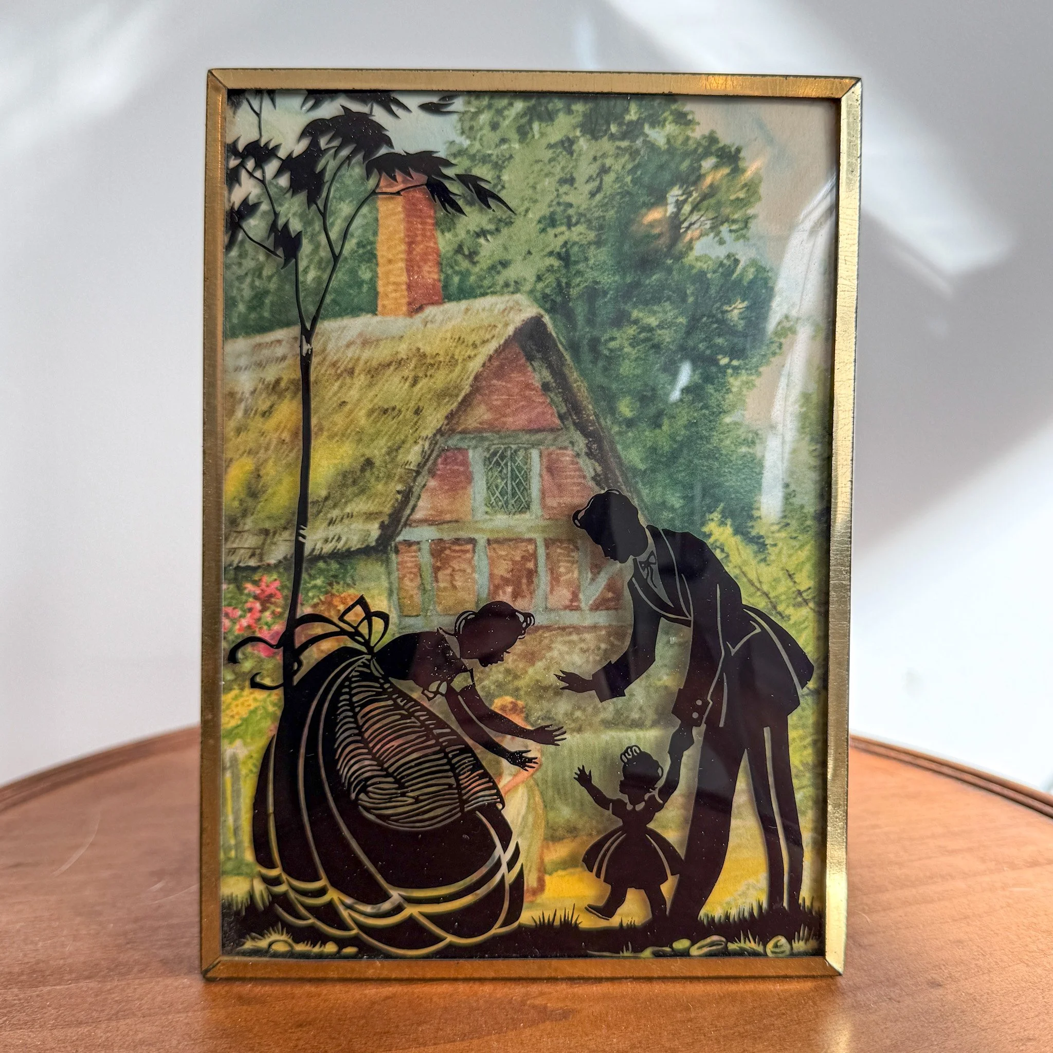 Bubble Silhouette Farmhouse Scene